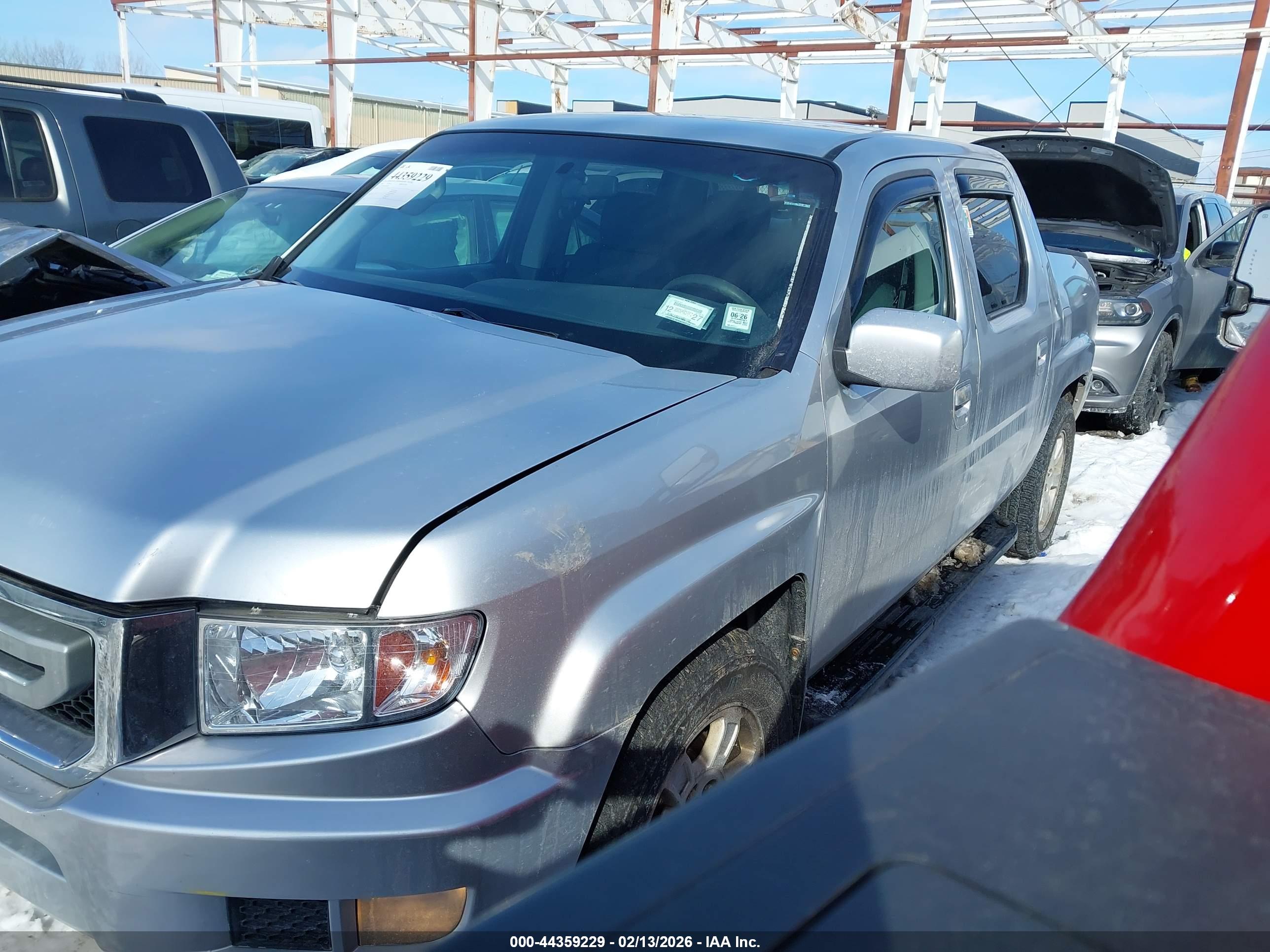 HONDA RIDGELINE image 2