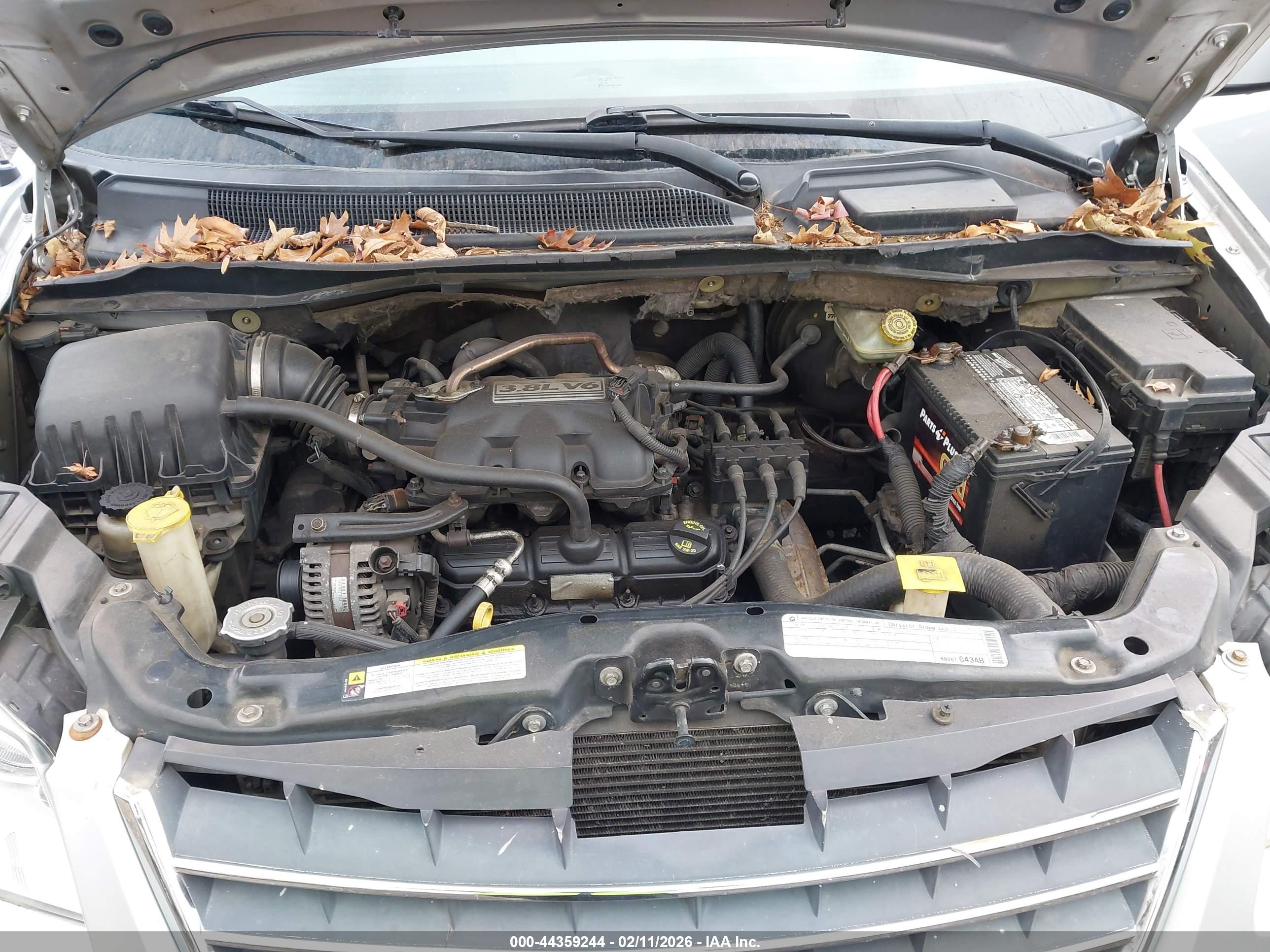 CHRYSLER TOWN image 10