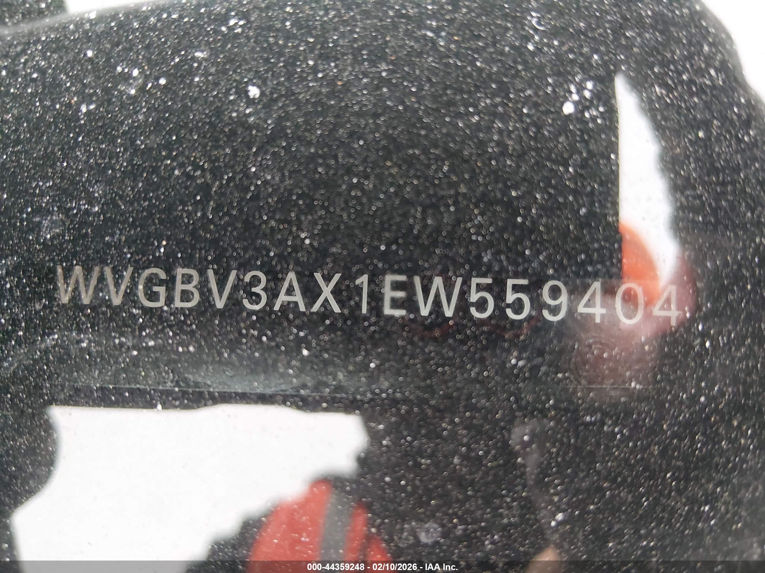 VOLKSWAGEN TIGUAN image 9