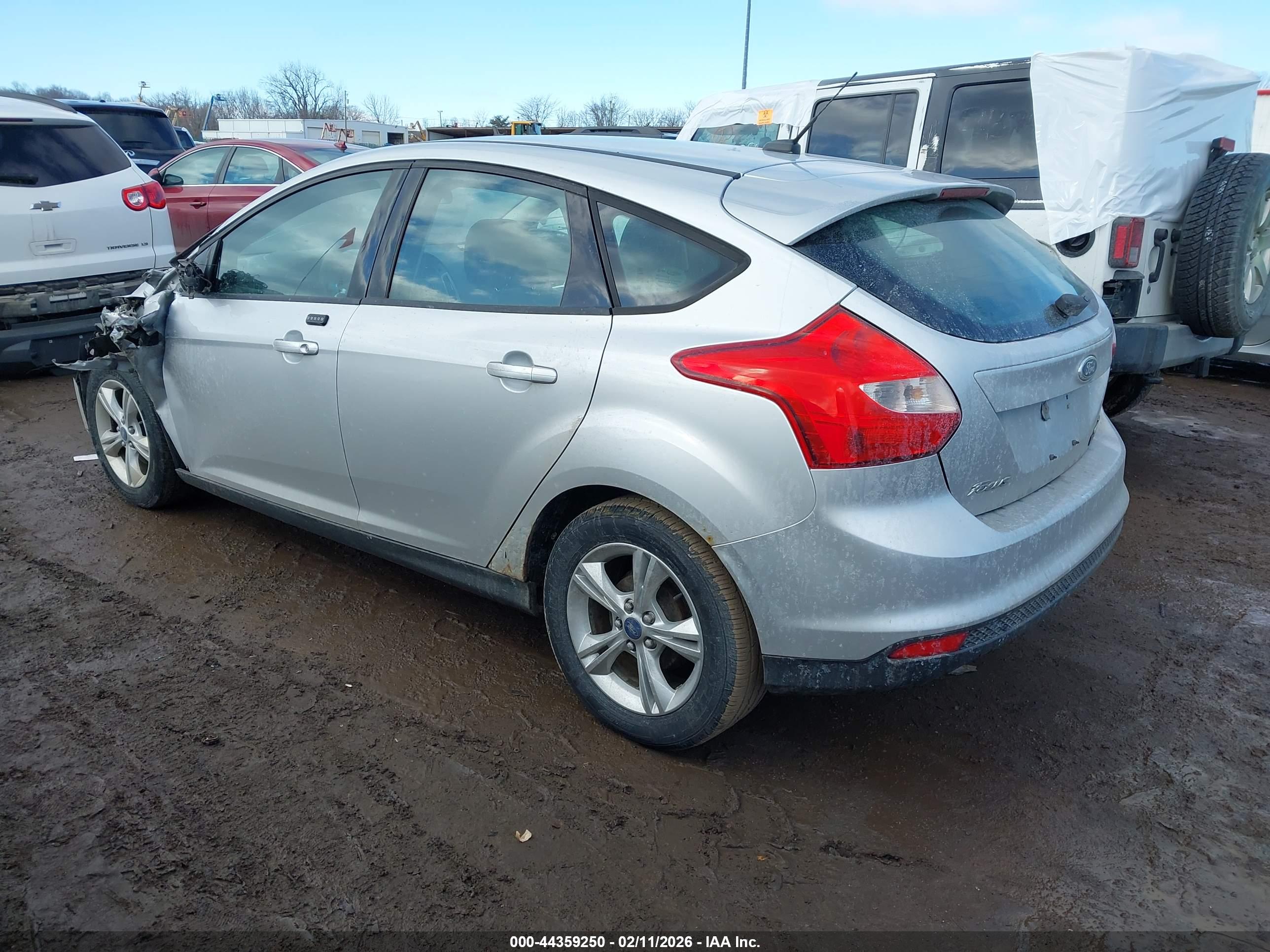 FORD FOCUS image 3