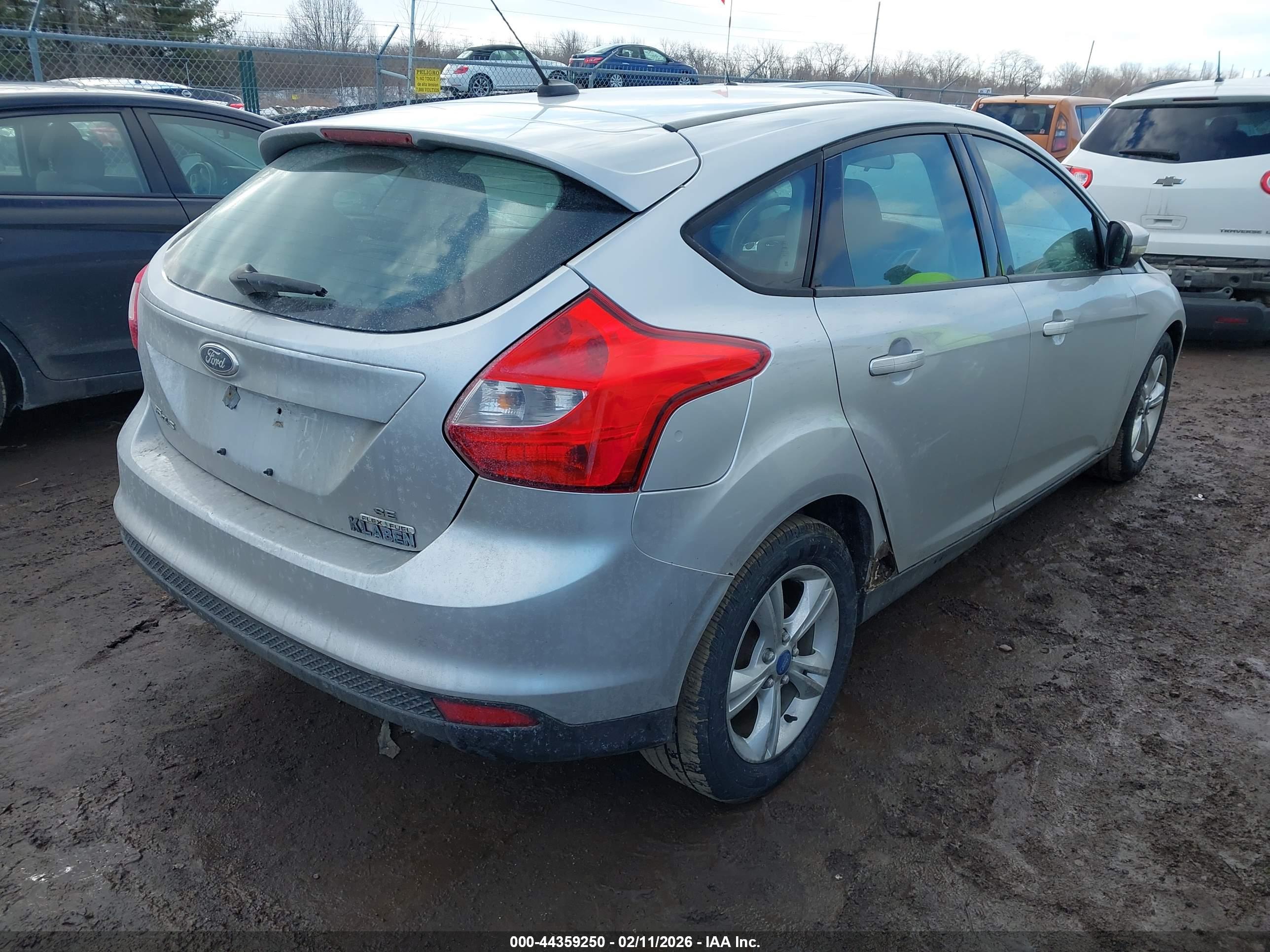FORD FOCUS image 4