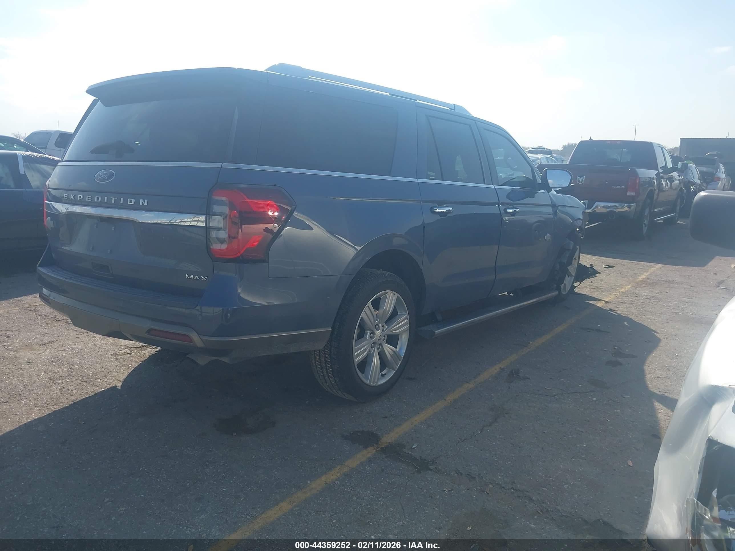 FORD EXPEDITION image 4