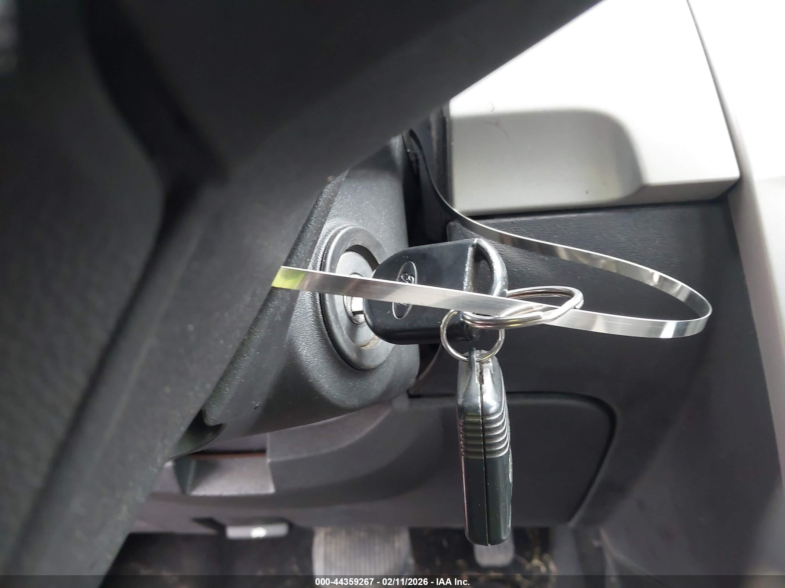FORD FOCUS image 11