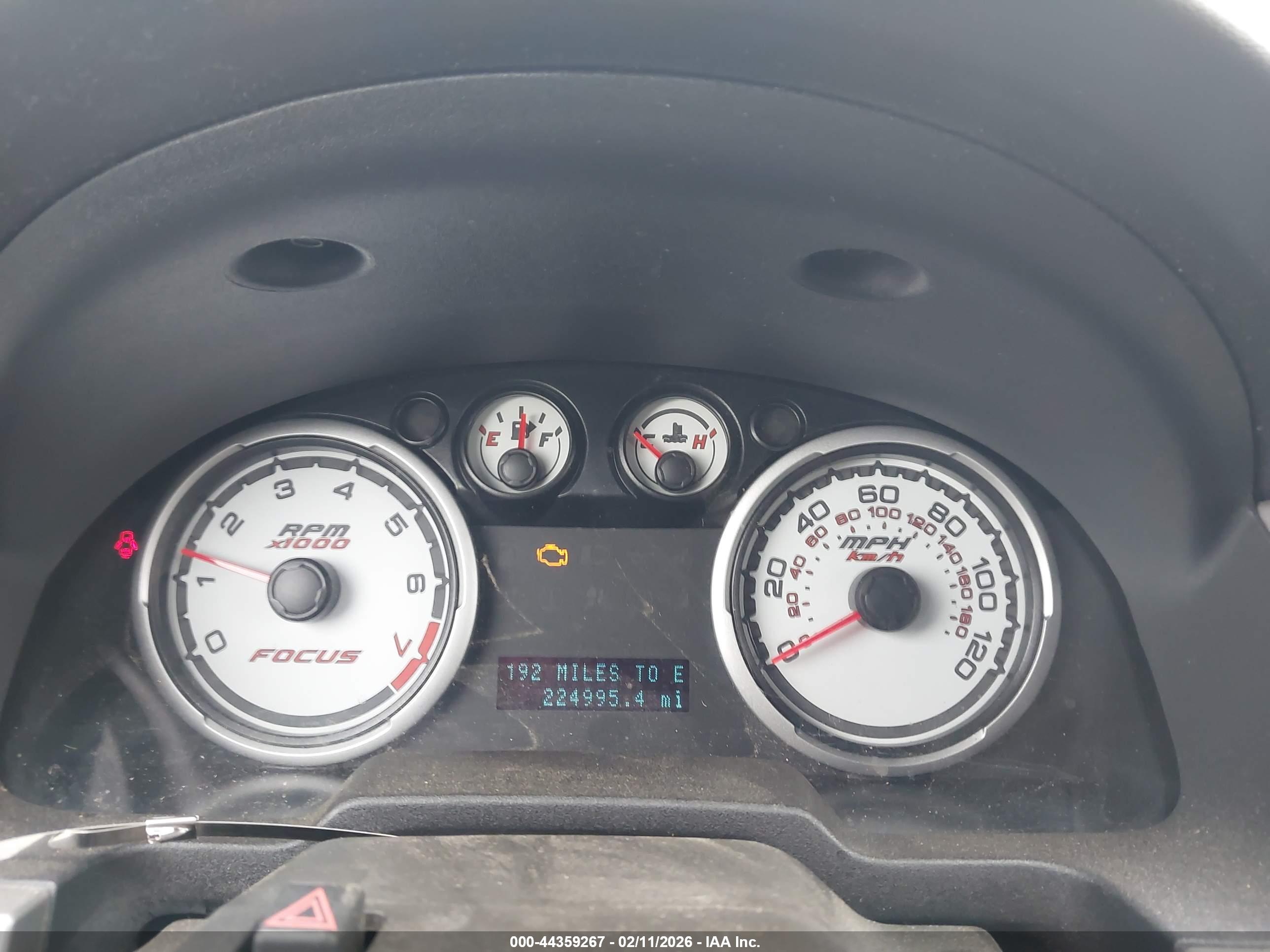 FORD FOCUS image 7