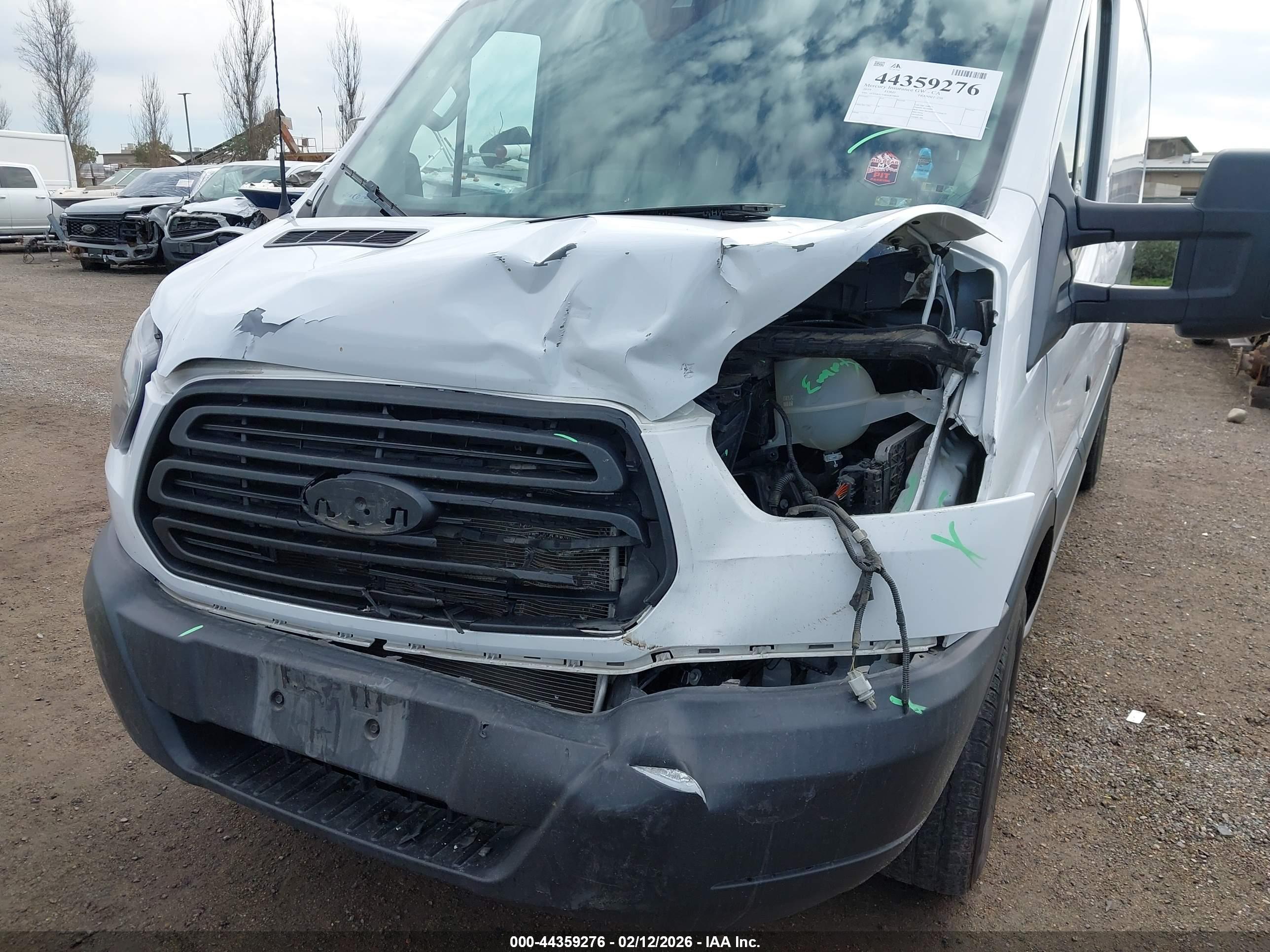 FORD TRANSIT-250 image 6