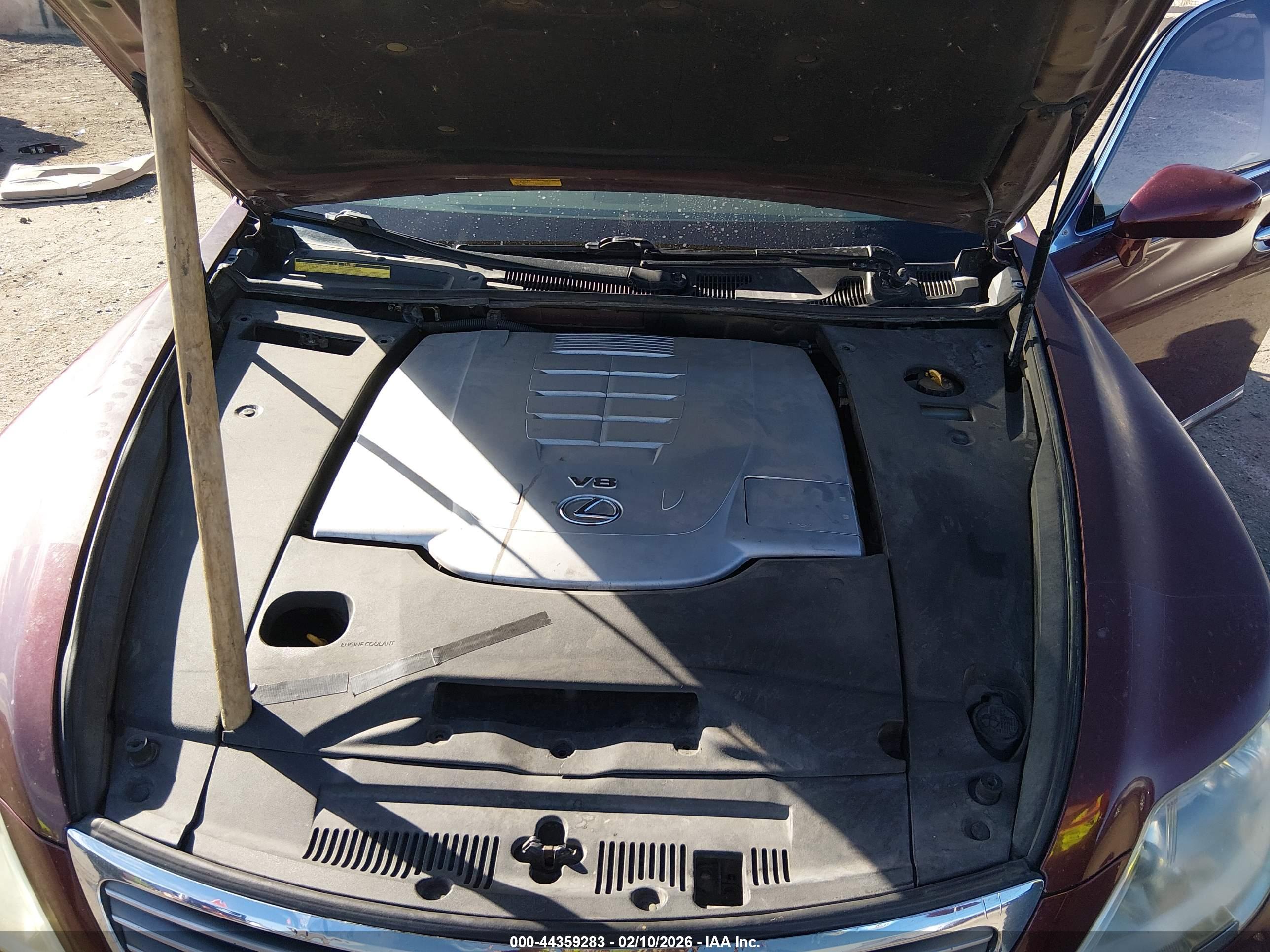 LEXUS LS image 10