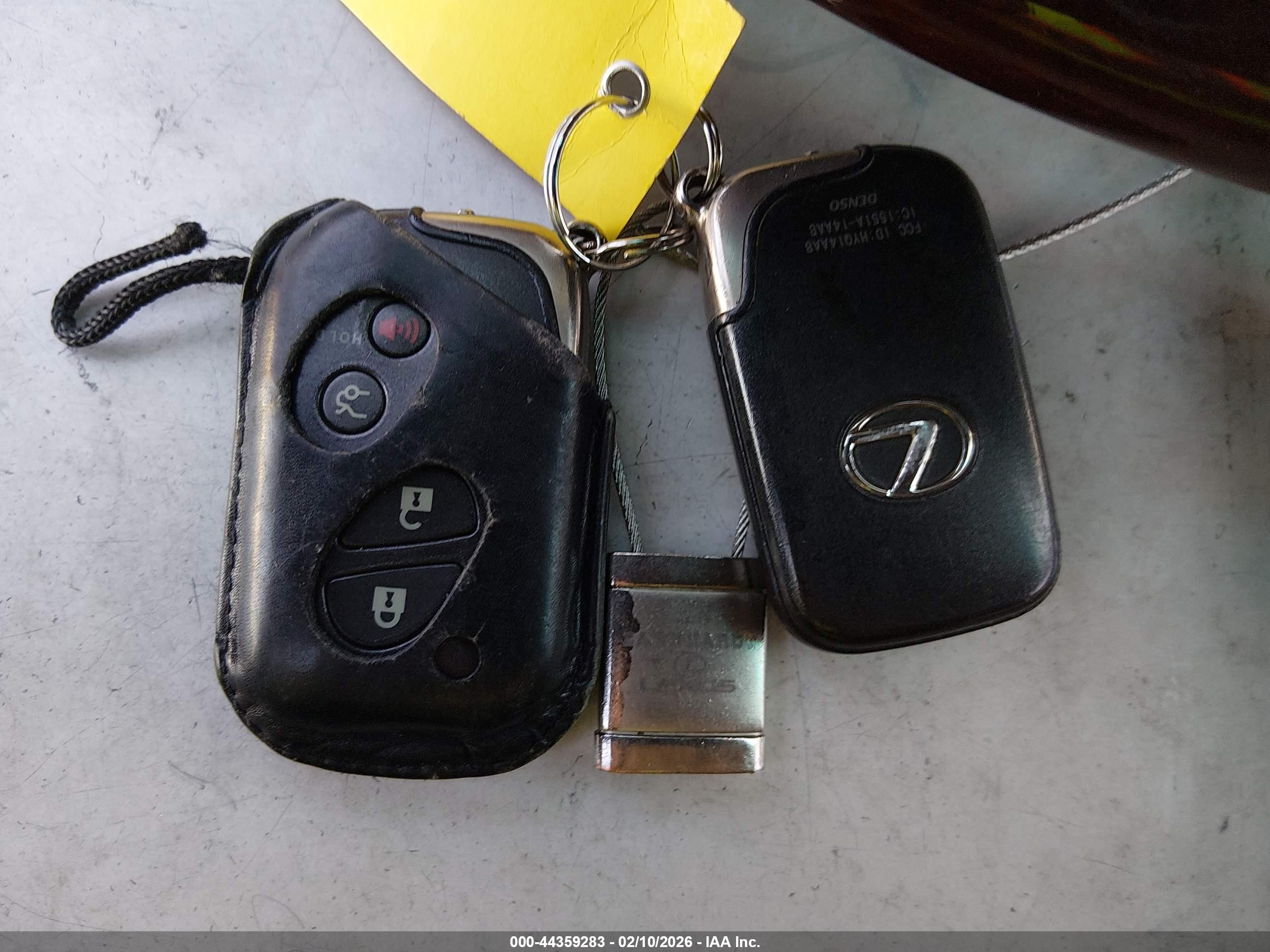 LEXUS LS image 11