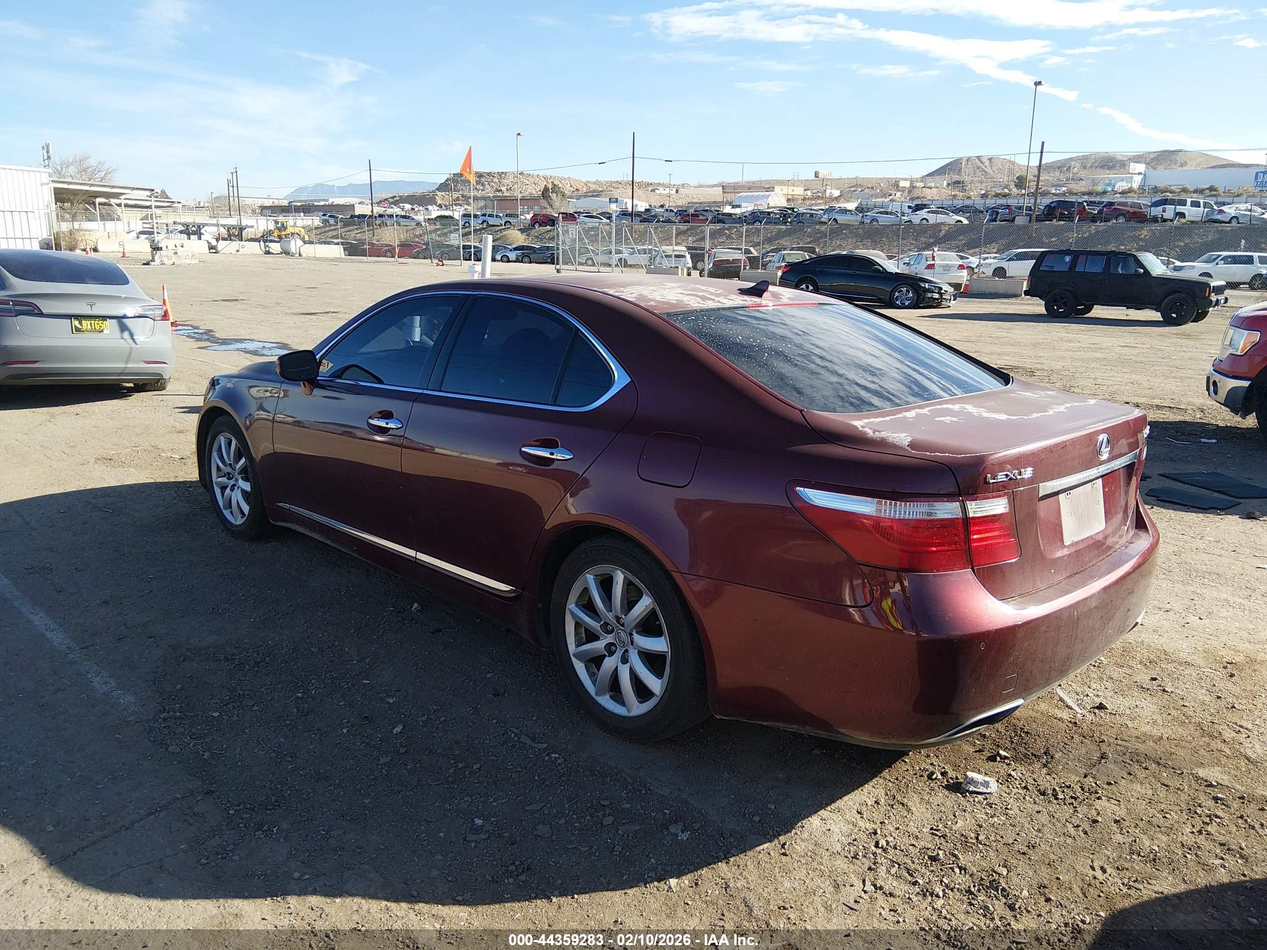 LEXUS LS image 3