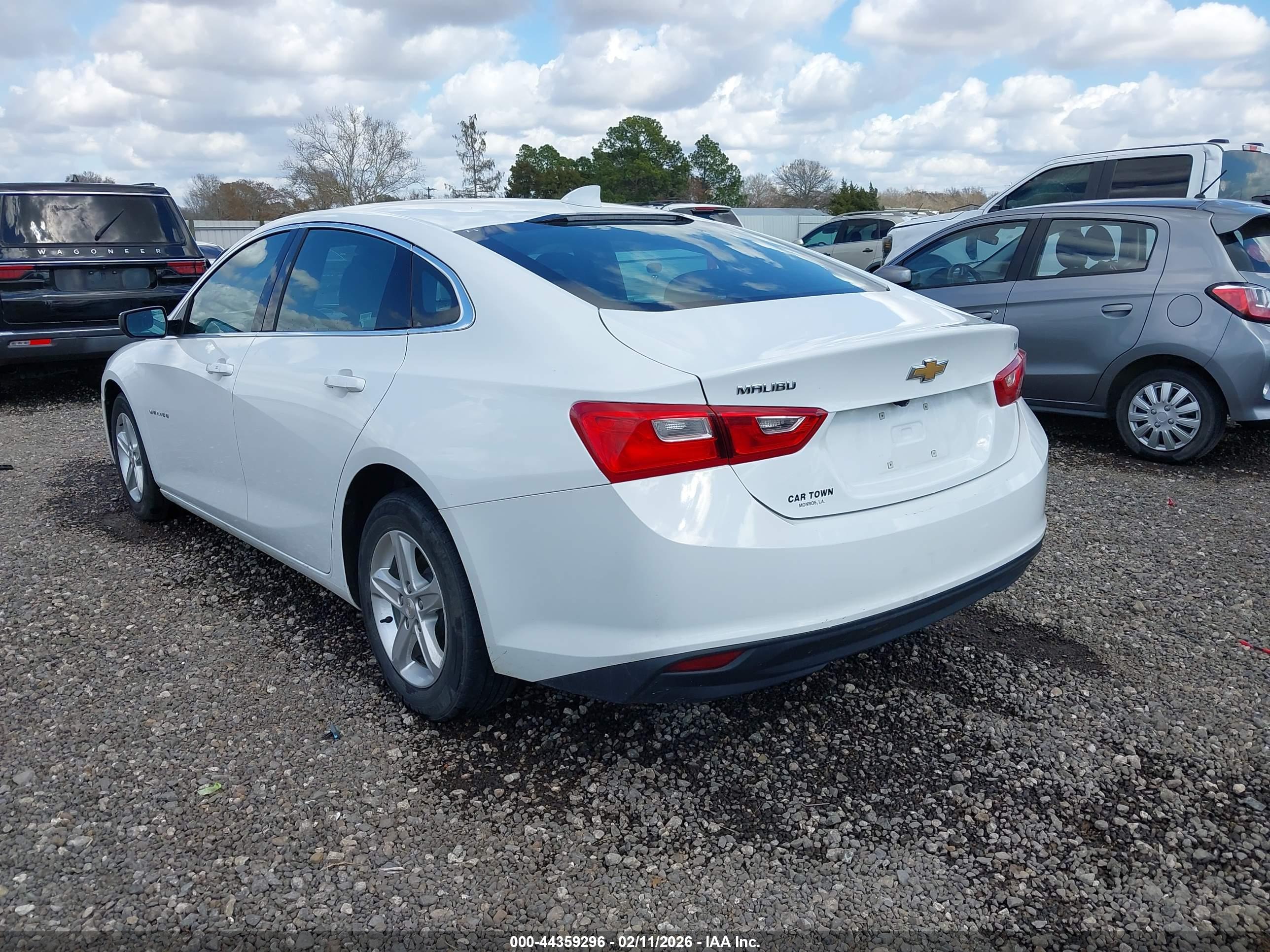 CHEVROLET MALIBU image 3