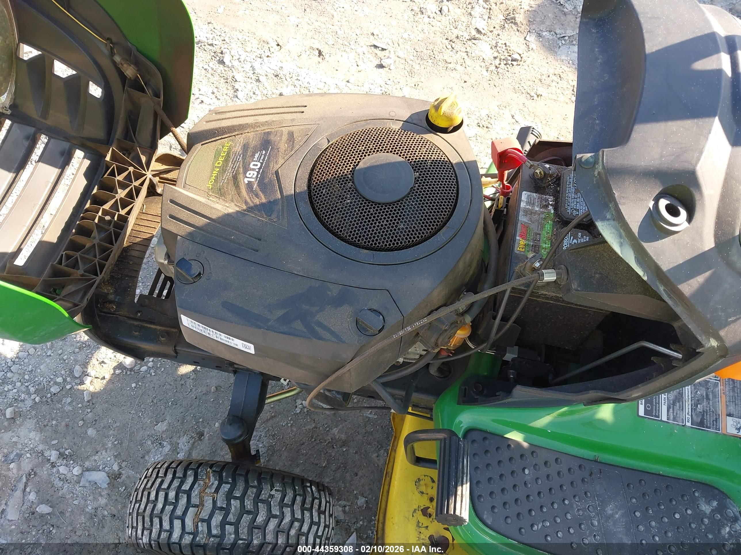 JOHN DEERE image 10