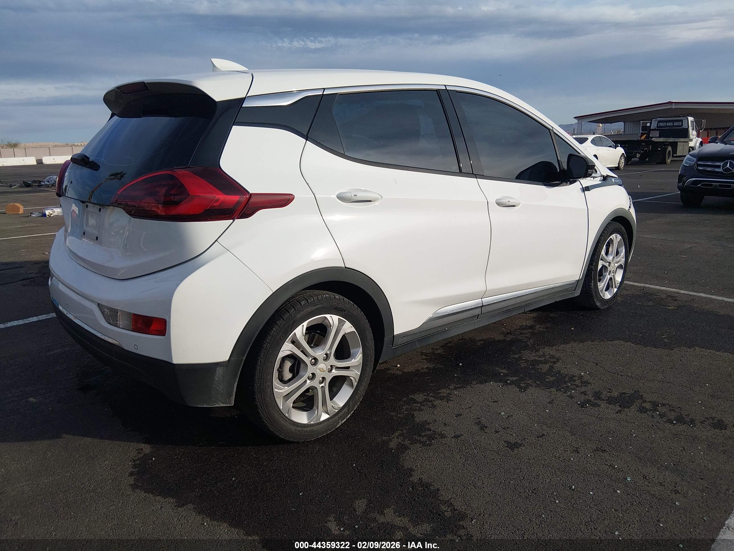 CHEVROLET BOLT image 4