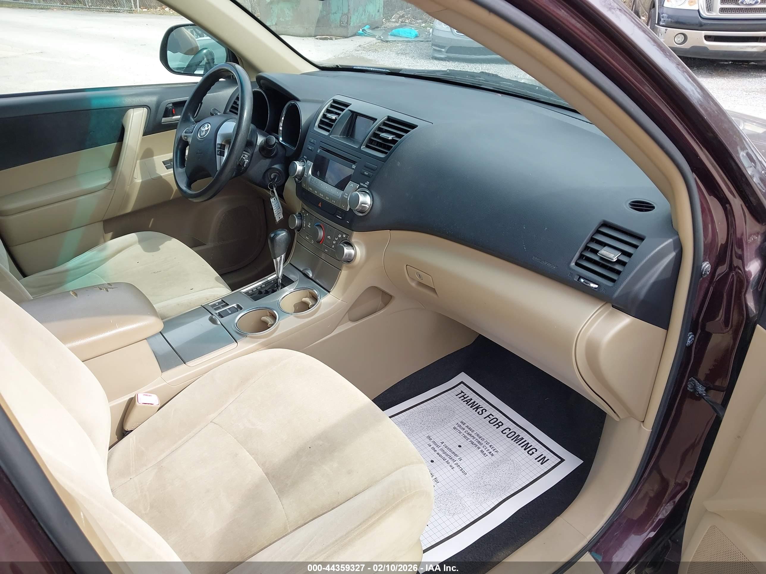 TOYOTA HIGHLANDER image 5