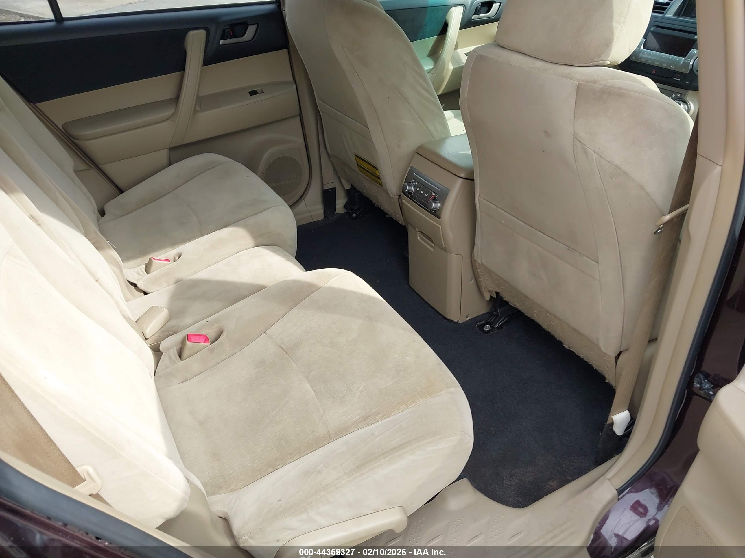 TOYOTA HIGHLANDER image 8