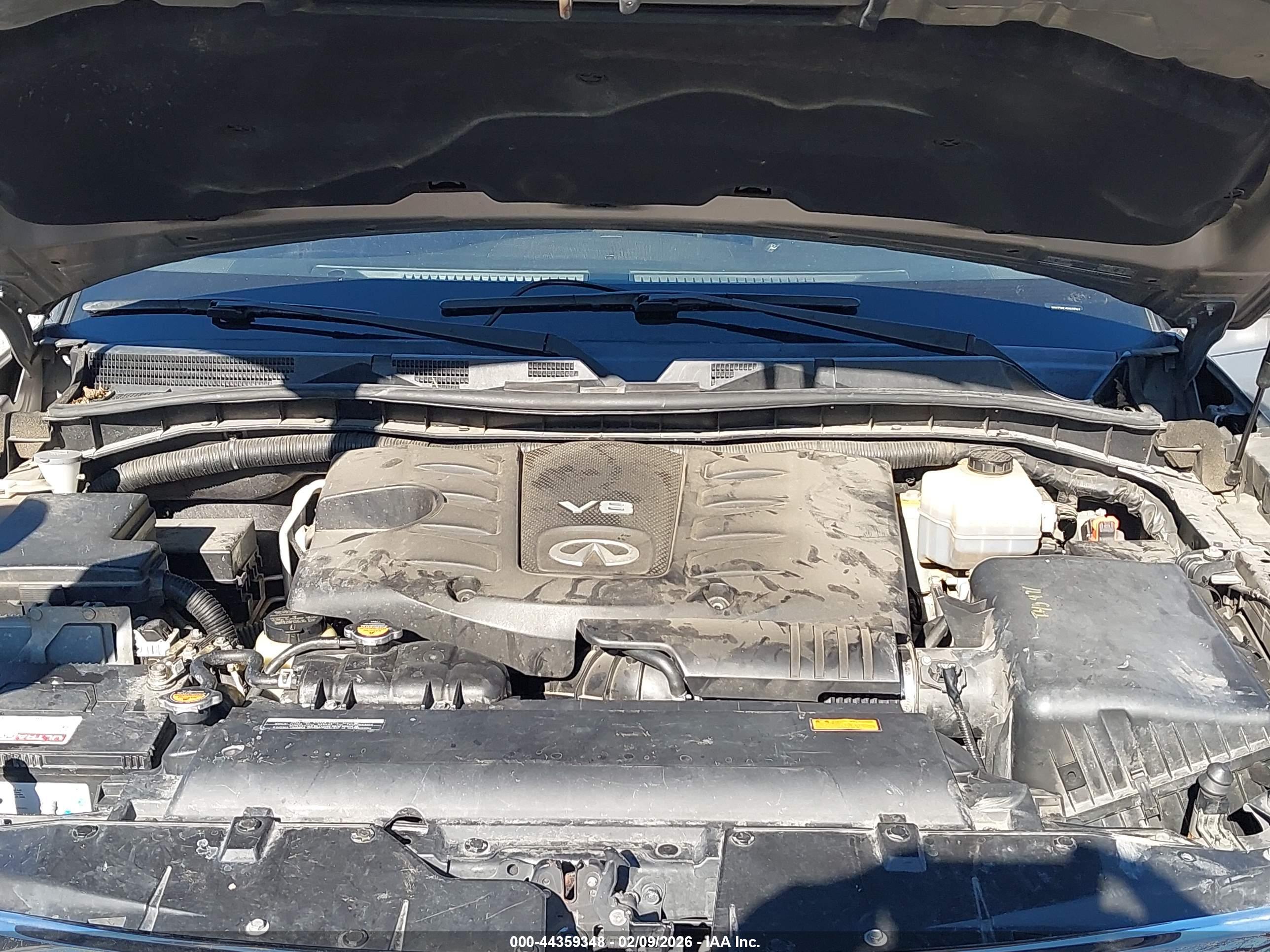 INFINITI QX80 image 10