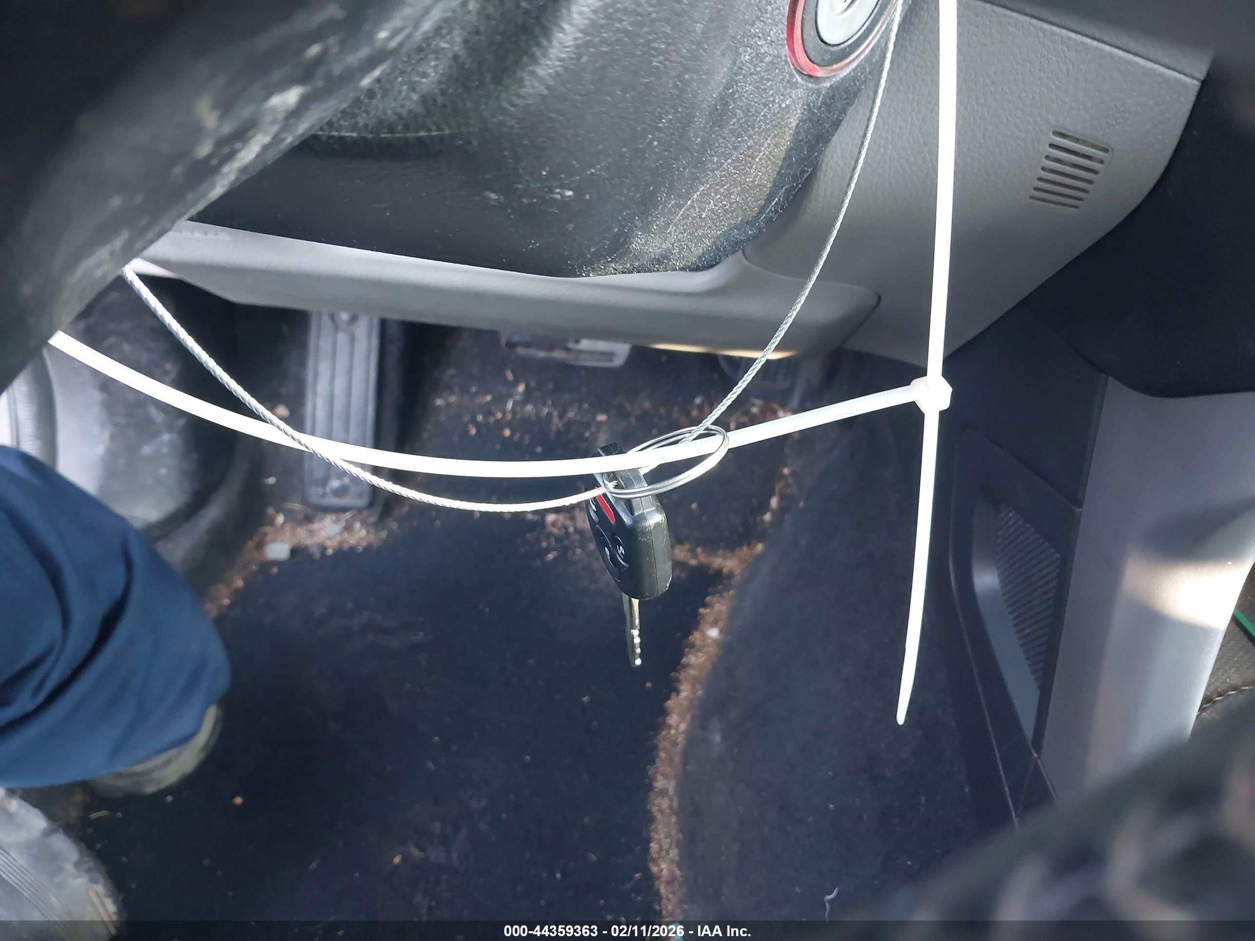 SUBARU FORESTER image 11