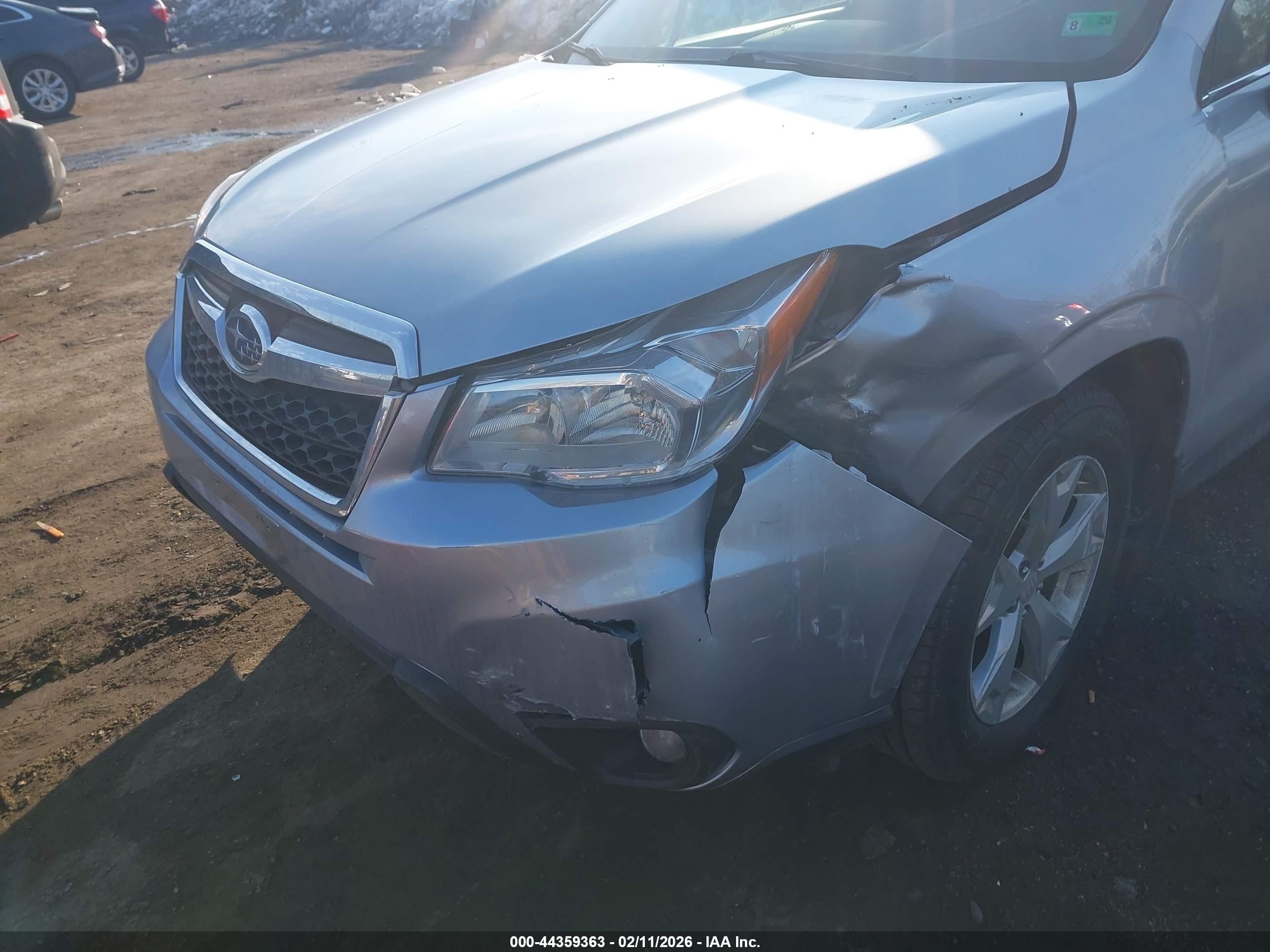 SUBARU FORESTER image 6