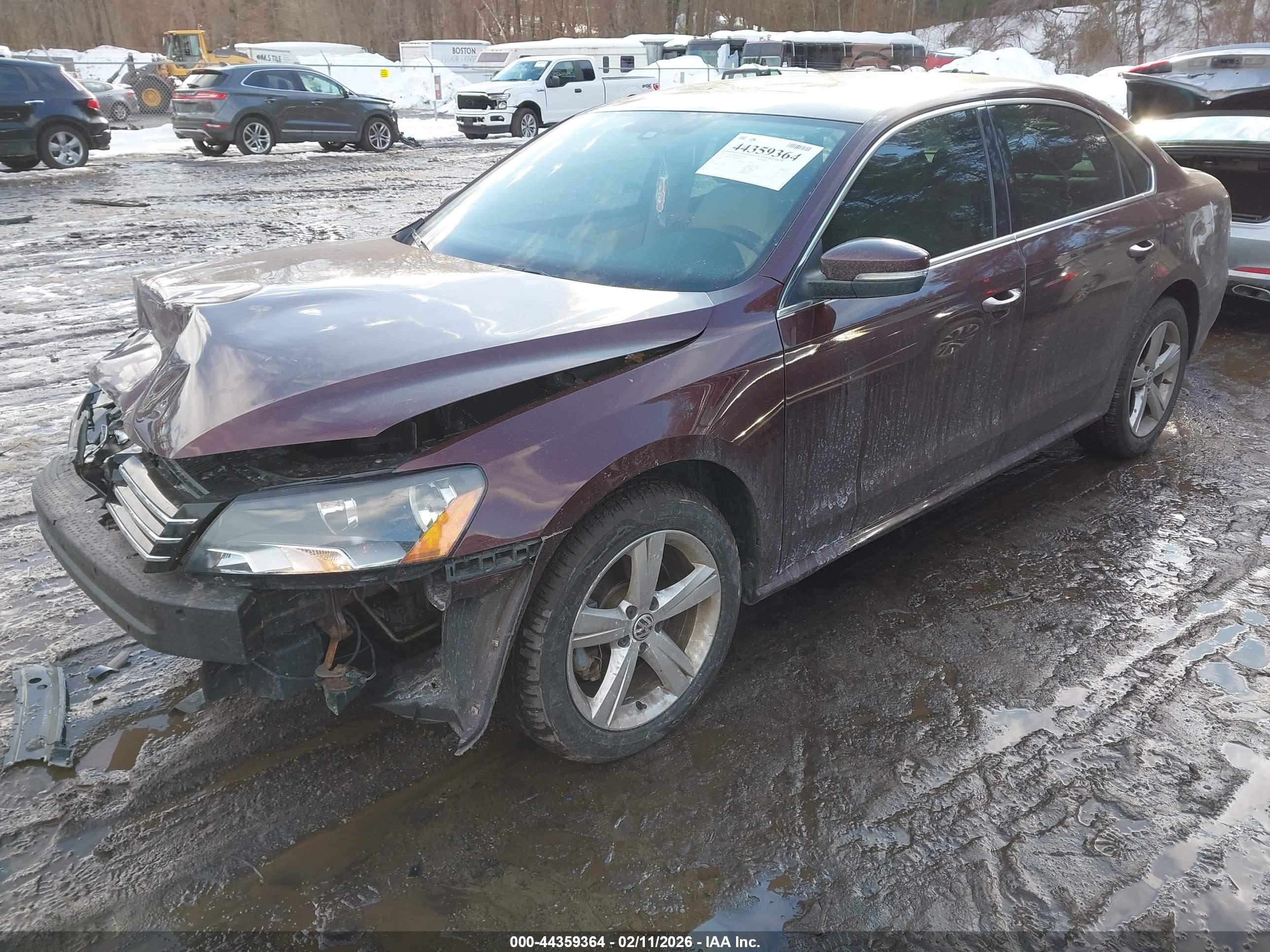 VOLKSWAGEN PASSAT image 2