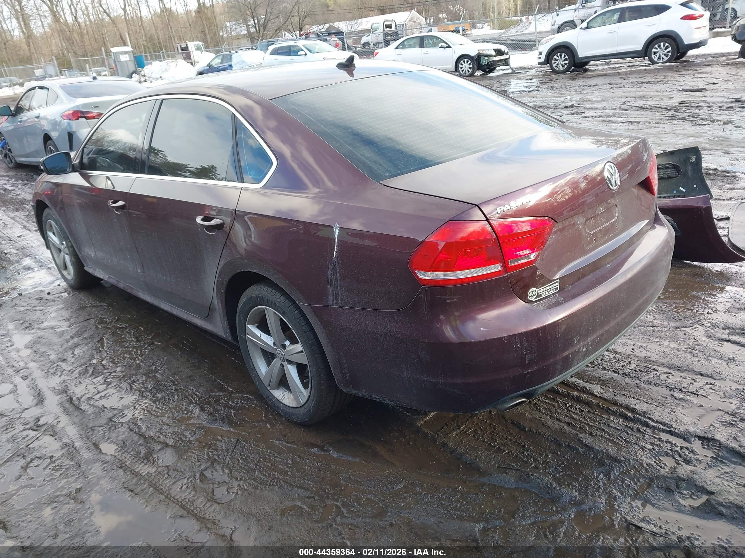 VOLKSWAGEN PASSAT image 3