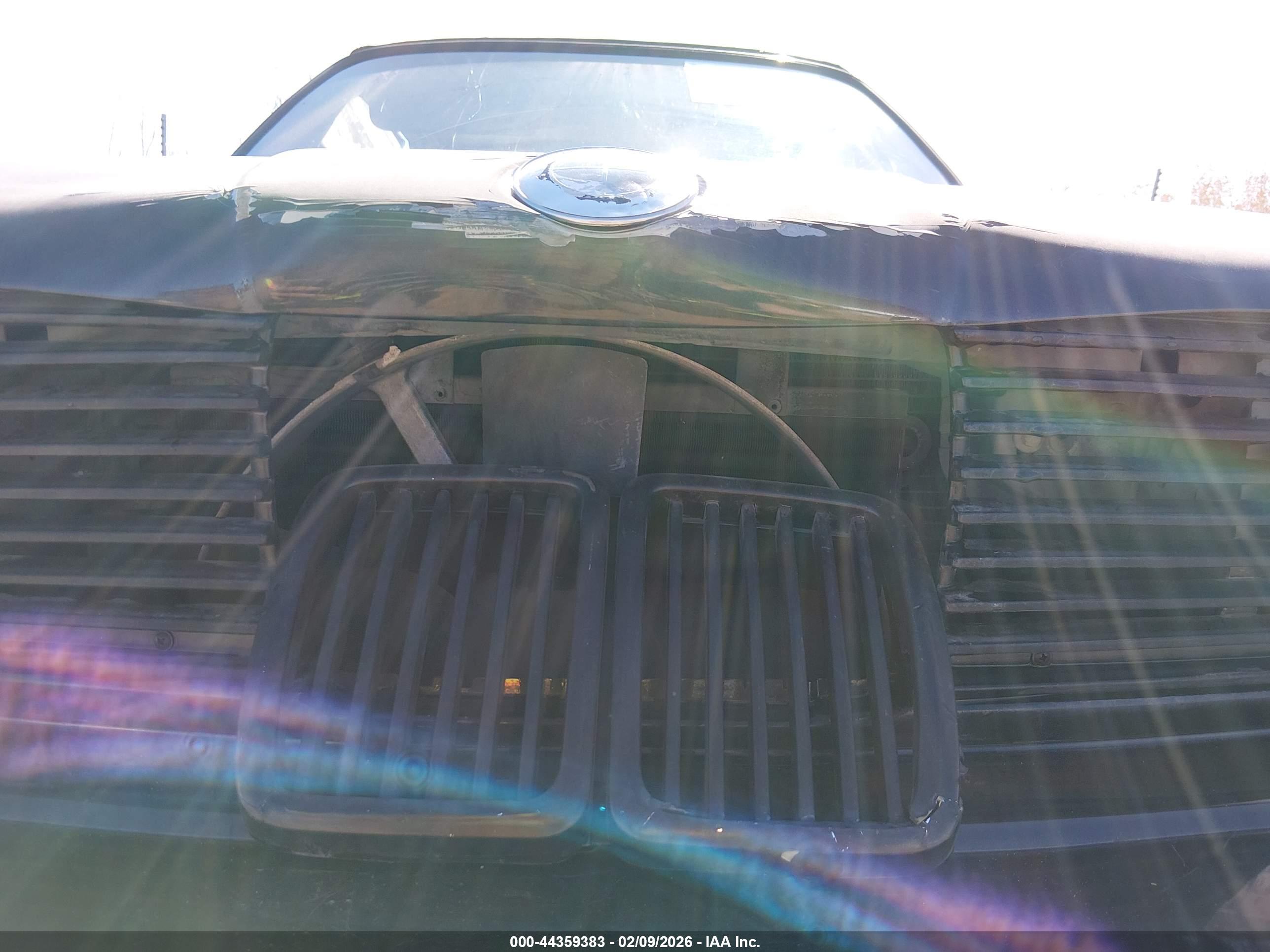 BMW 325 image 6