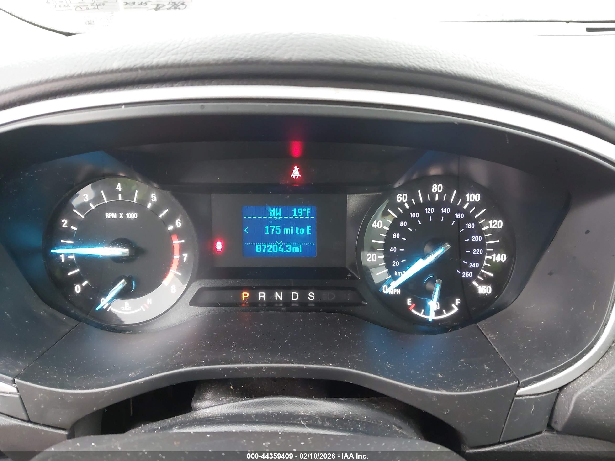 FORD FUSION image 7