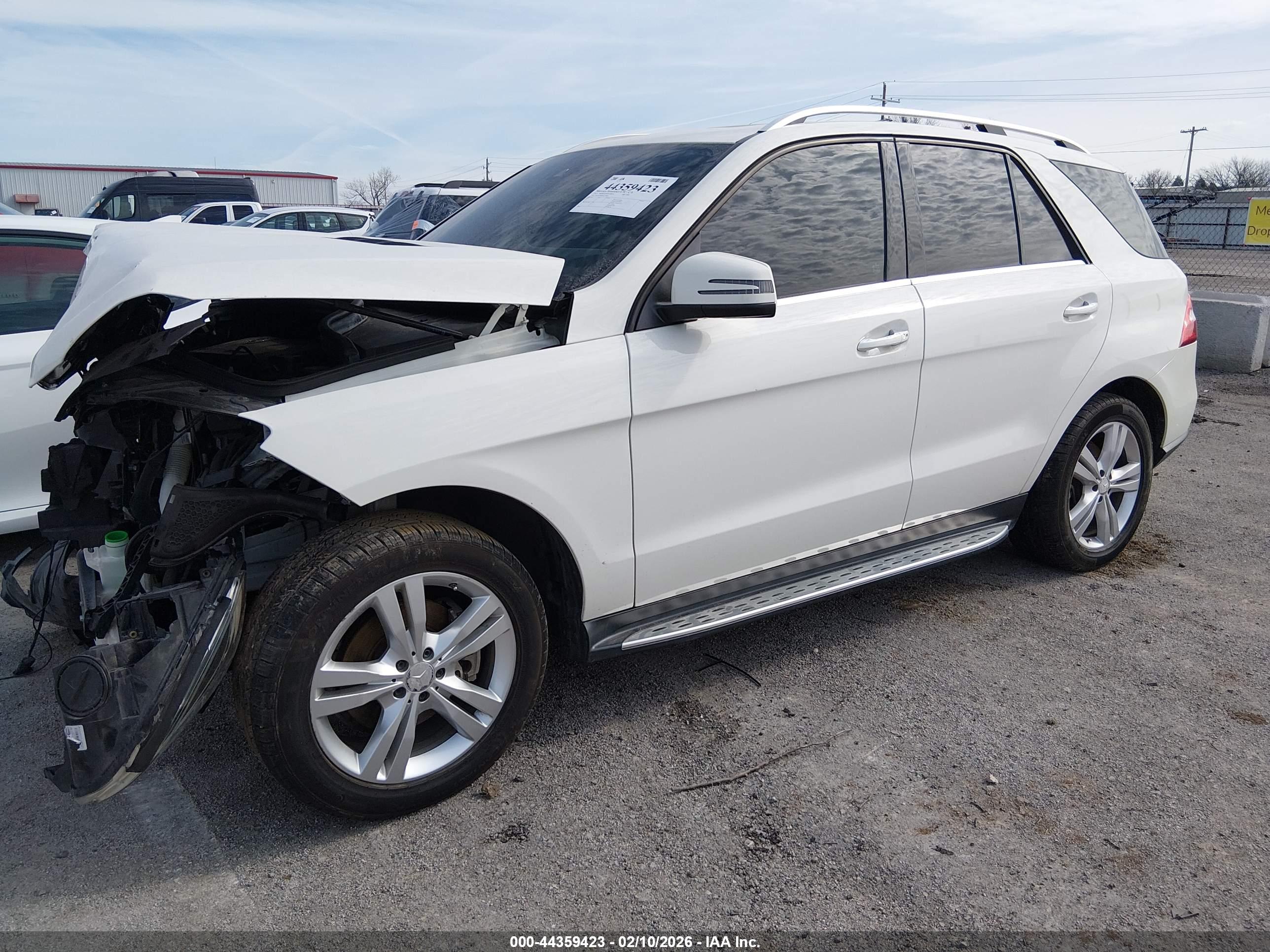 MERCEDES-BENZ ML image 2