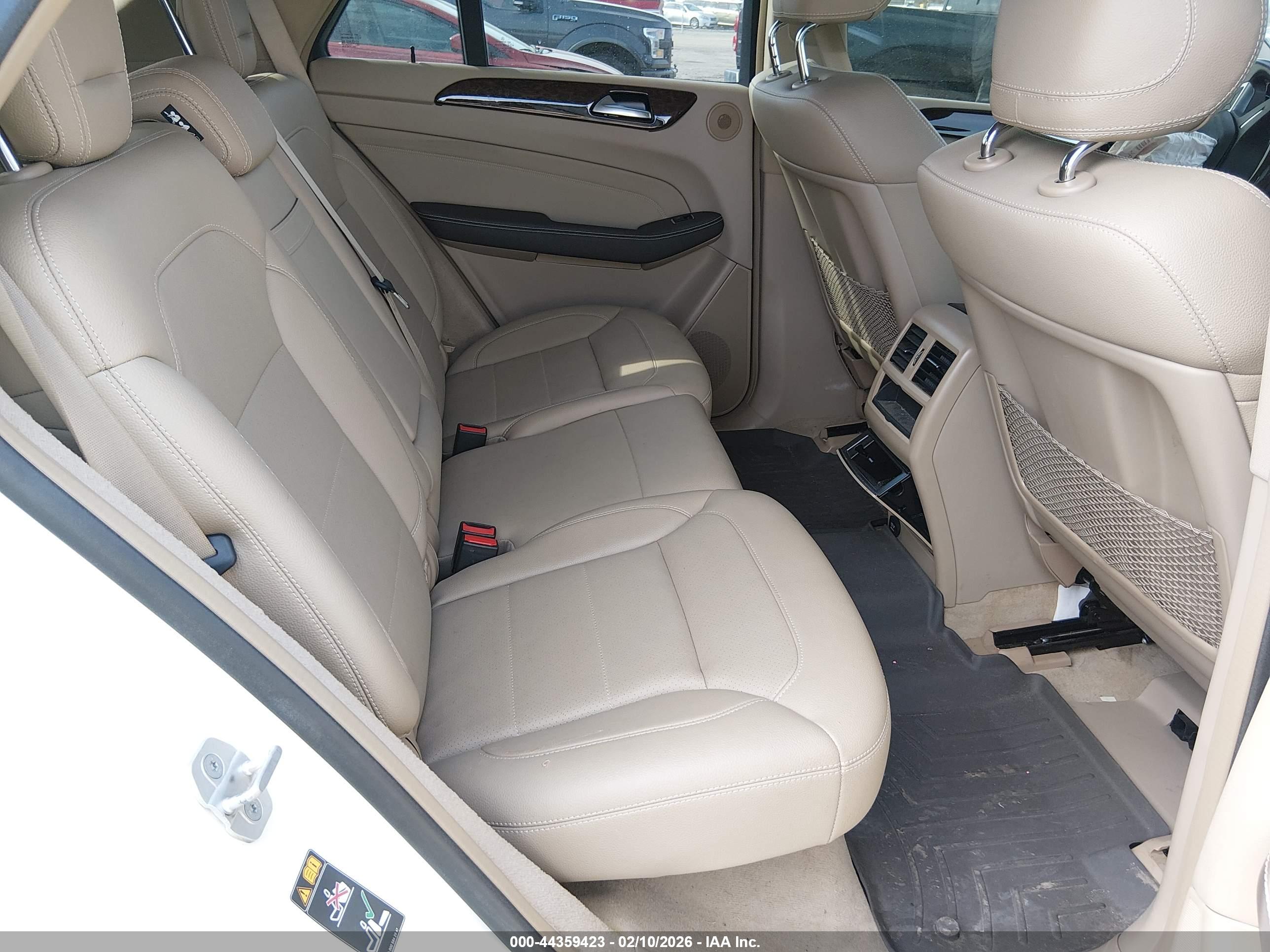 MERCEDES-BENZ ML image 8