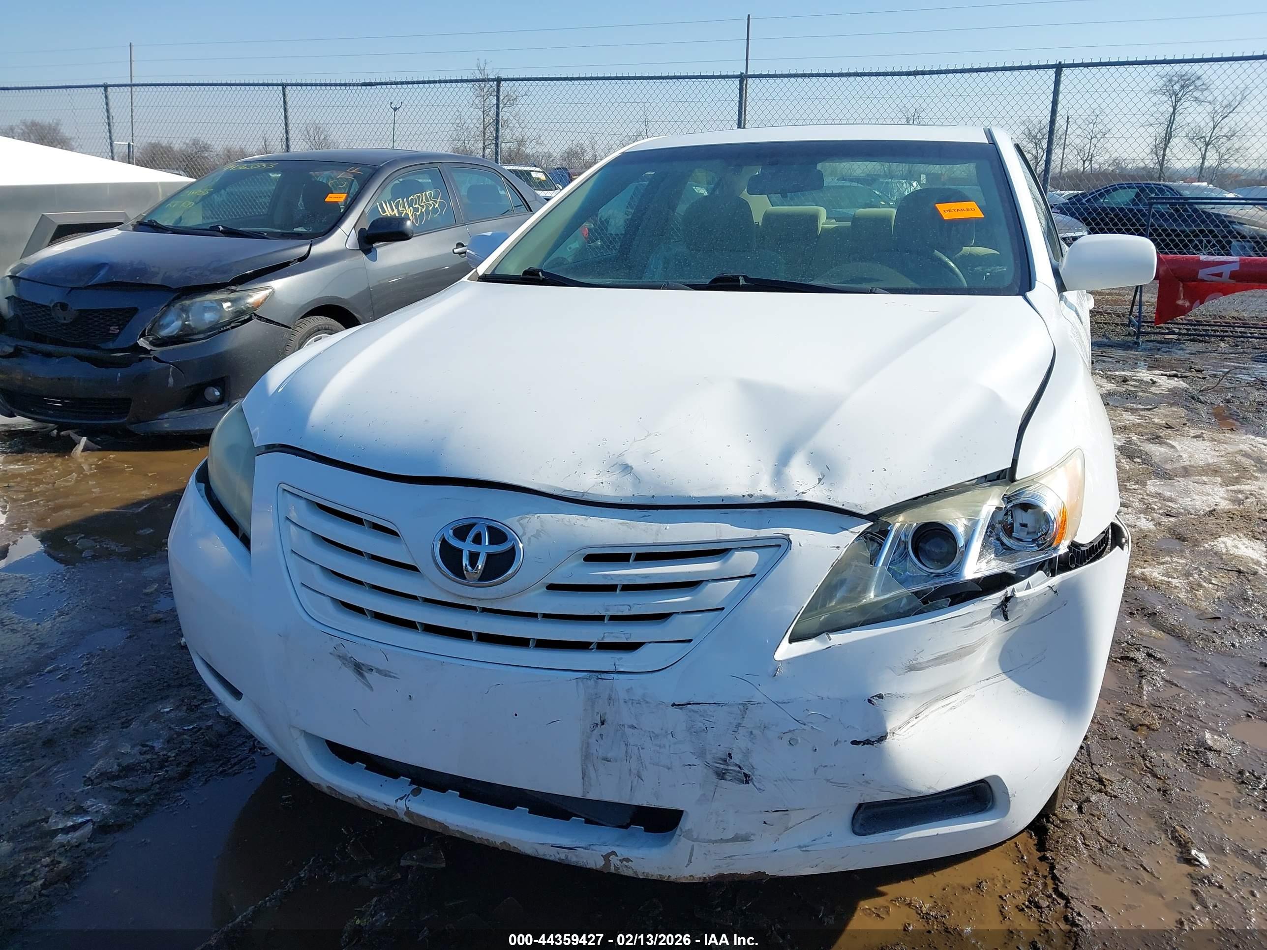 TOYOTA CAMRY image 6