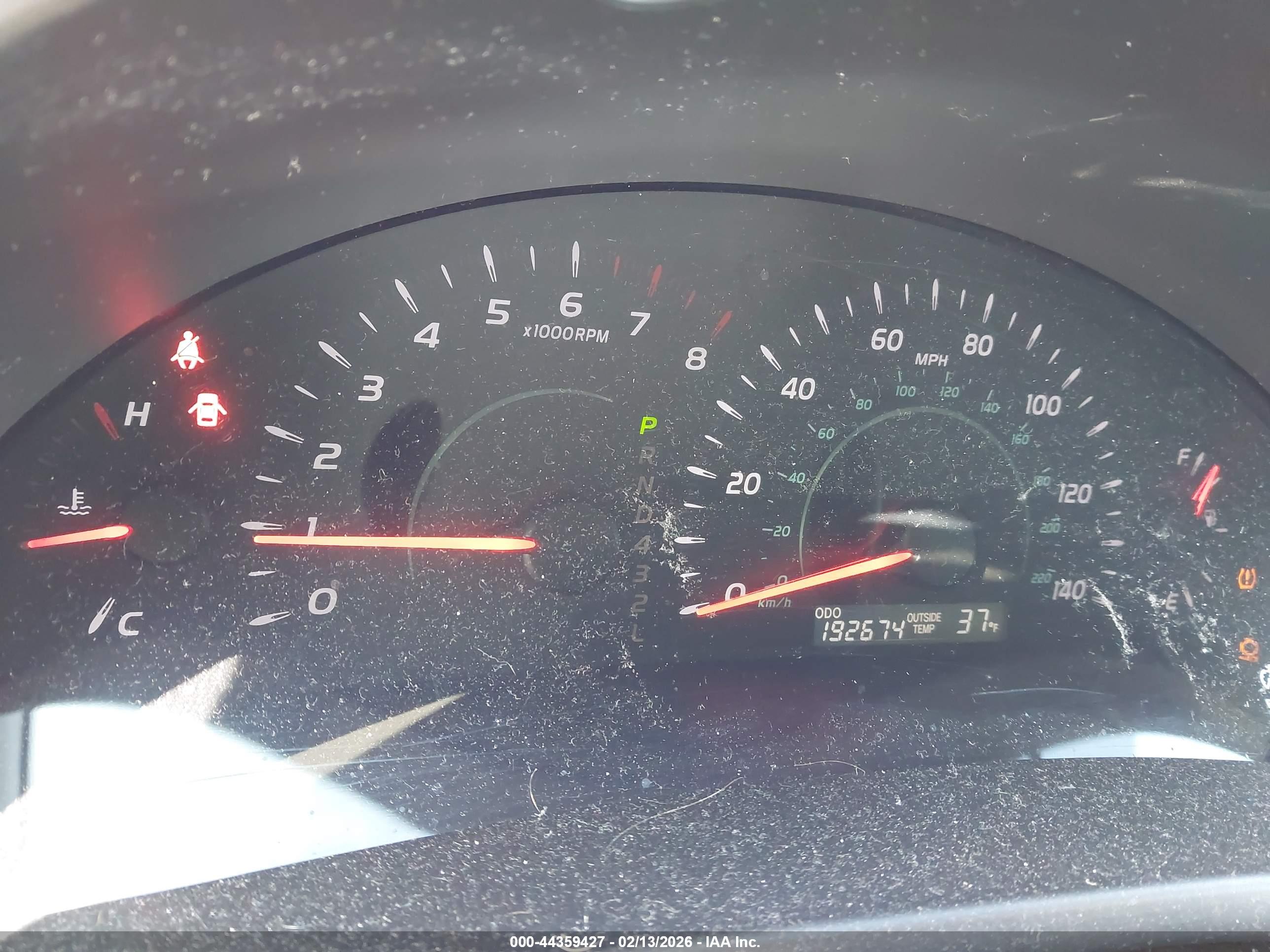 TOYOTA CAMRY image 7