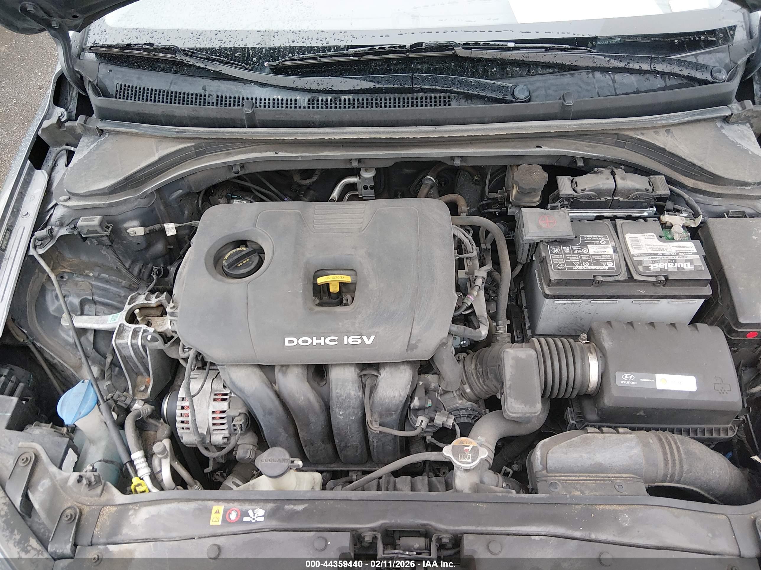 HYUNDAI ELANTRA image 10