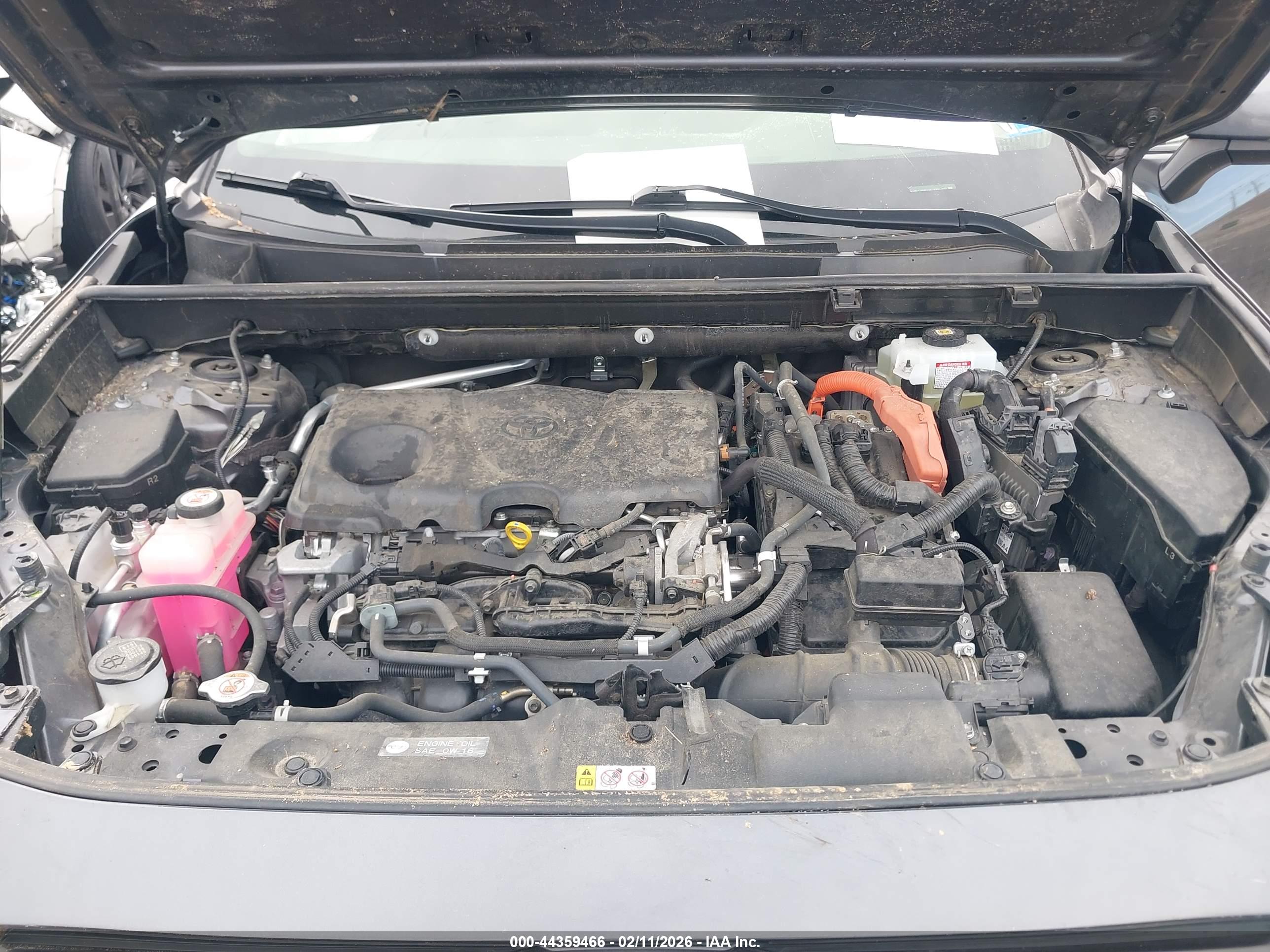 TOYOTA RAV4 image 10