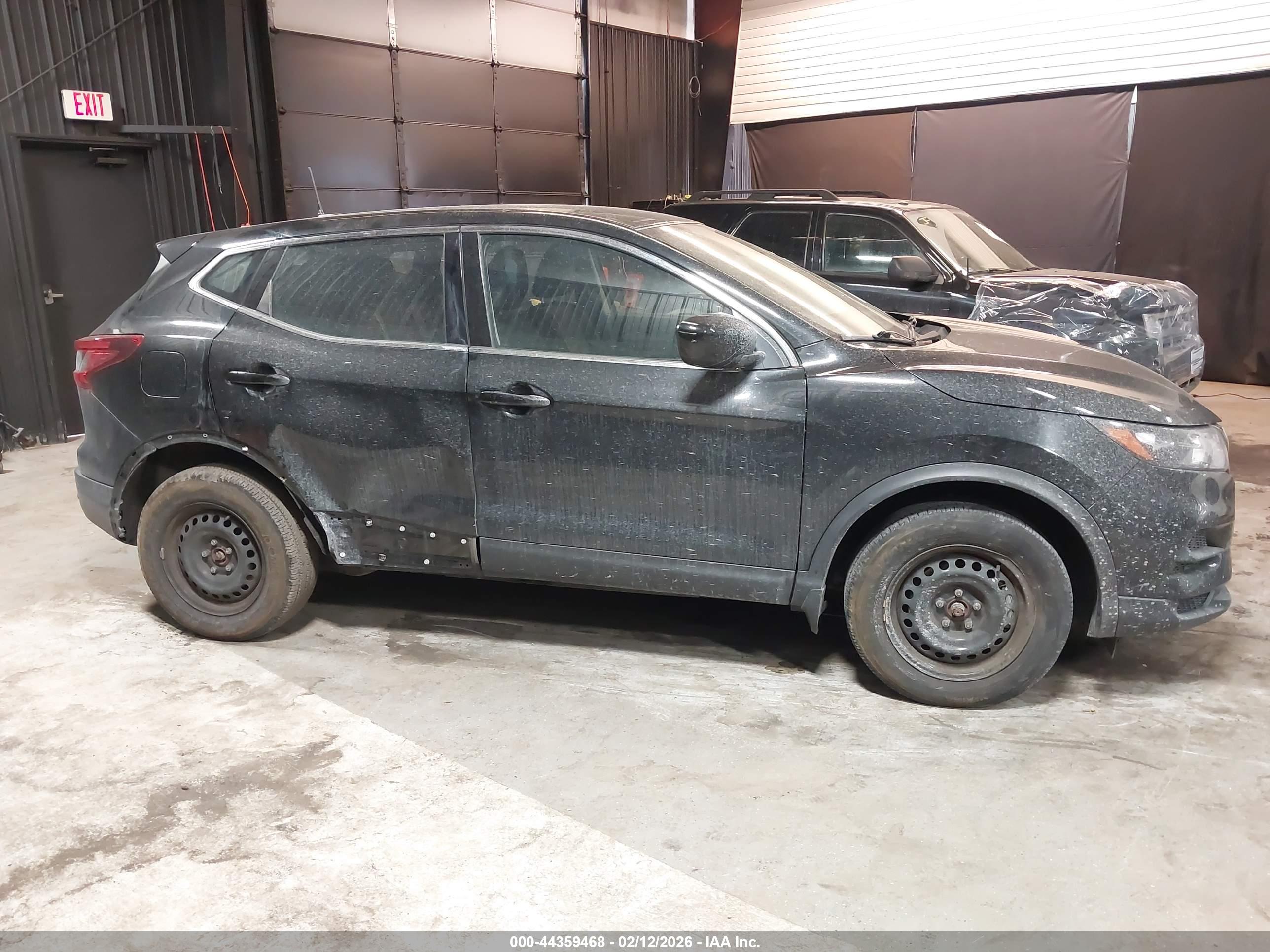 NISSAN ROGUE image 6