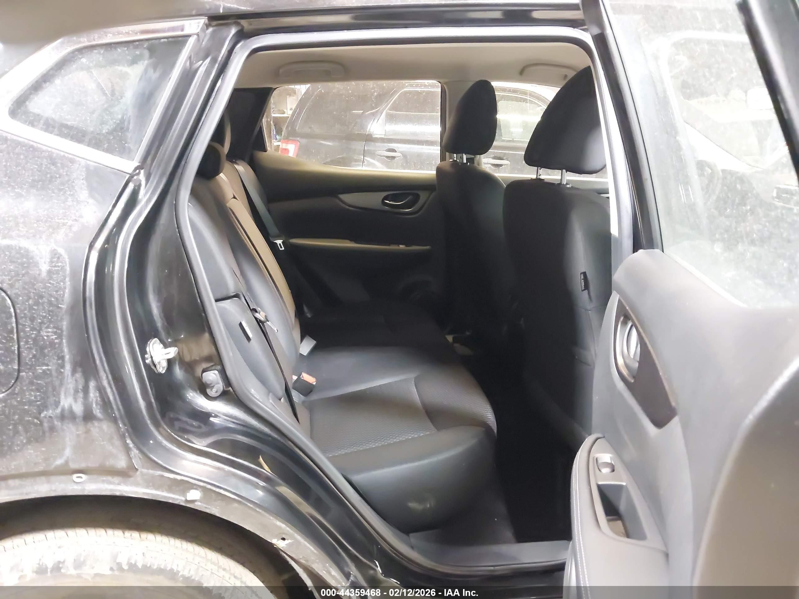 NISSAN ROGUE image 8