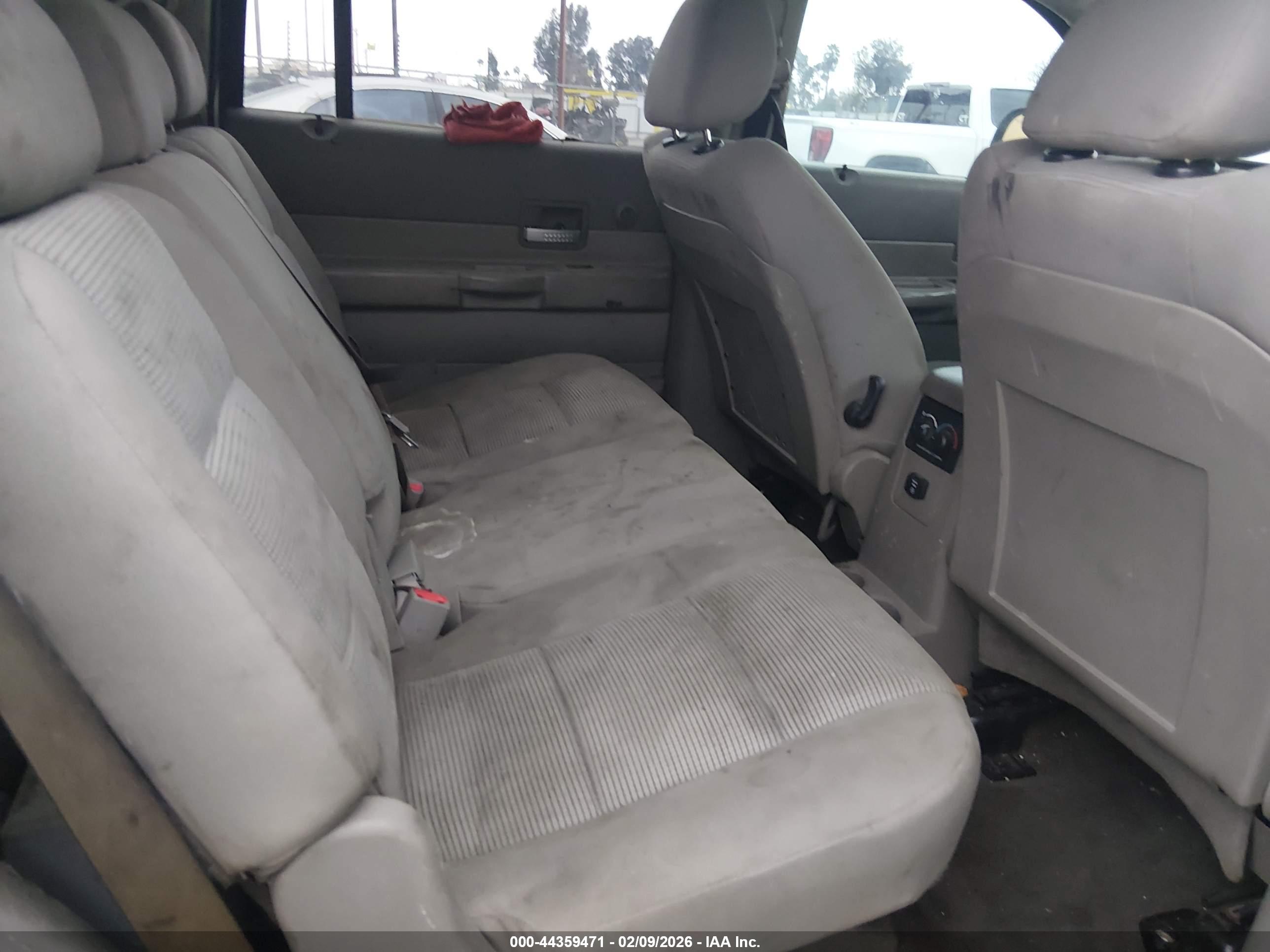 DODGE DURANGO image 8