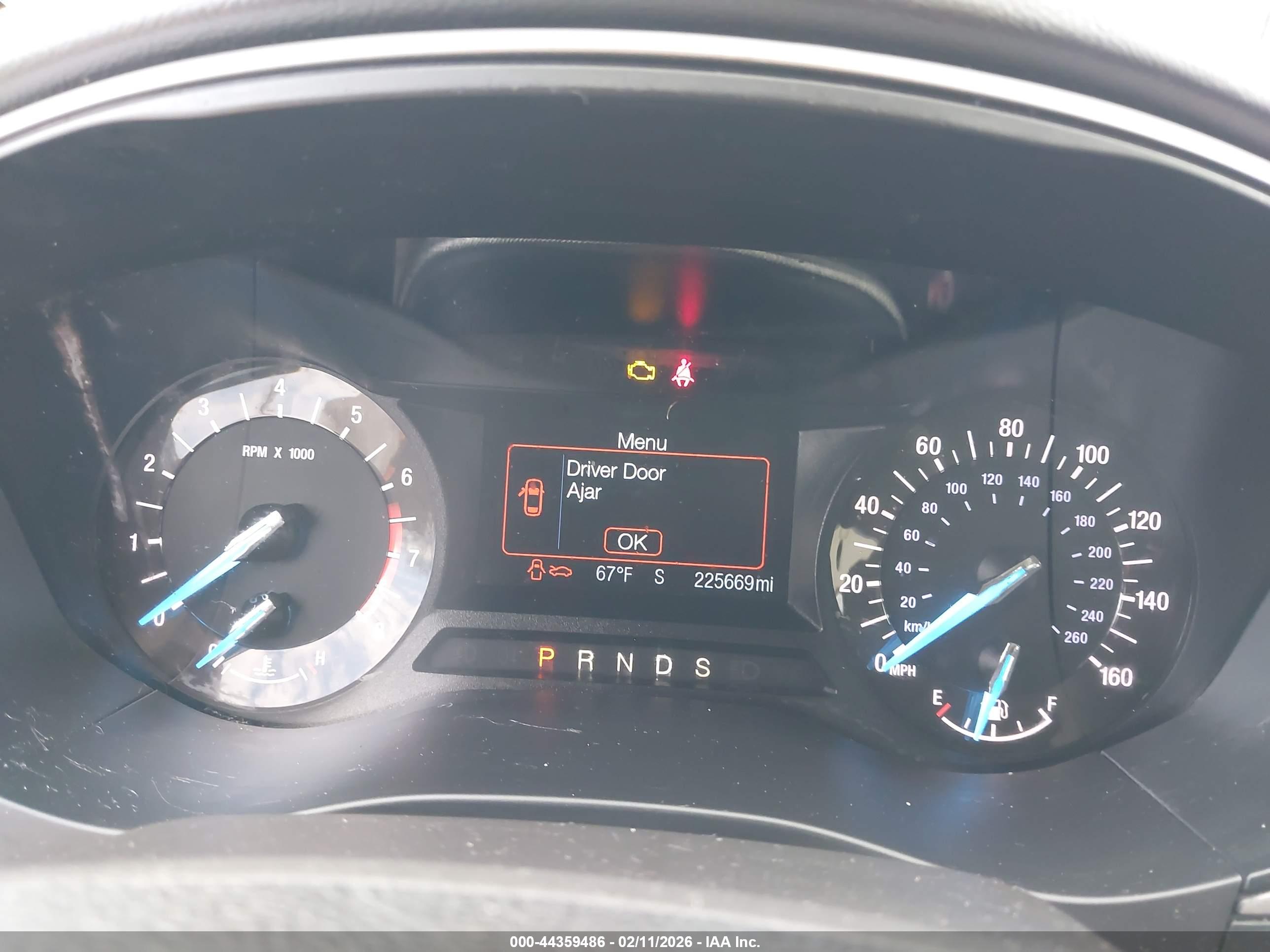 FORD FUSION image 7