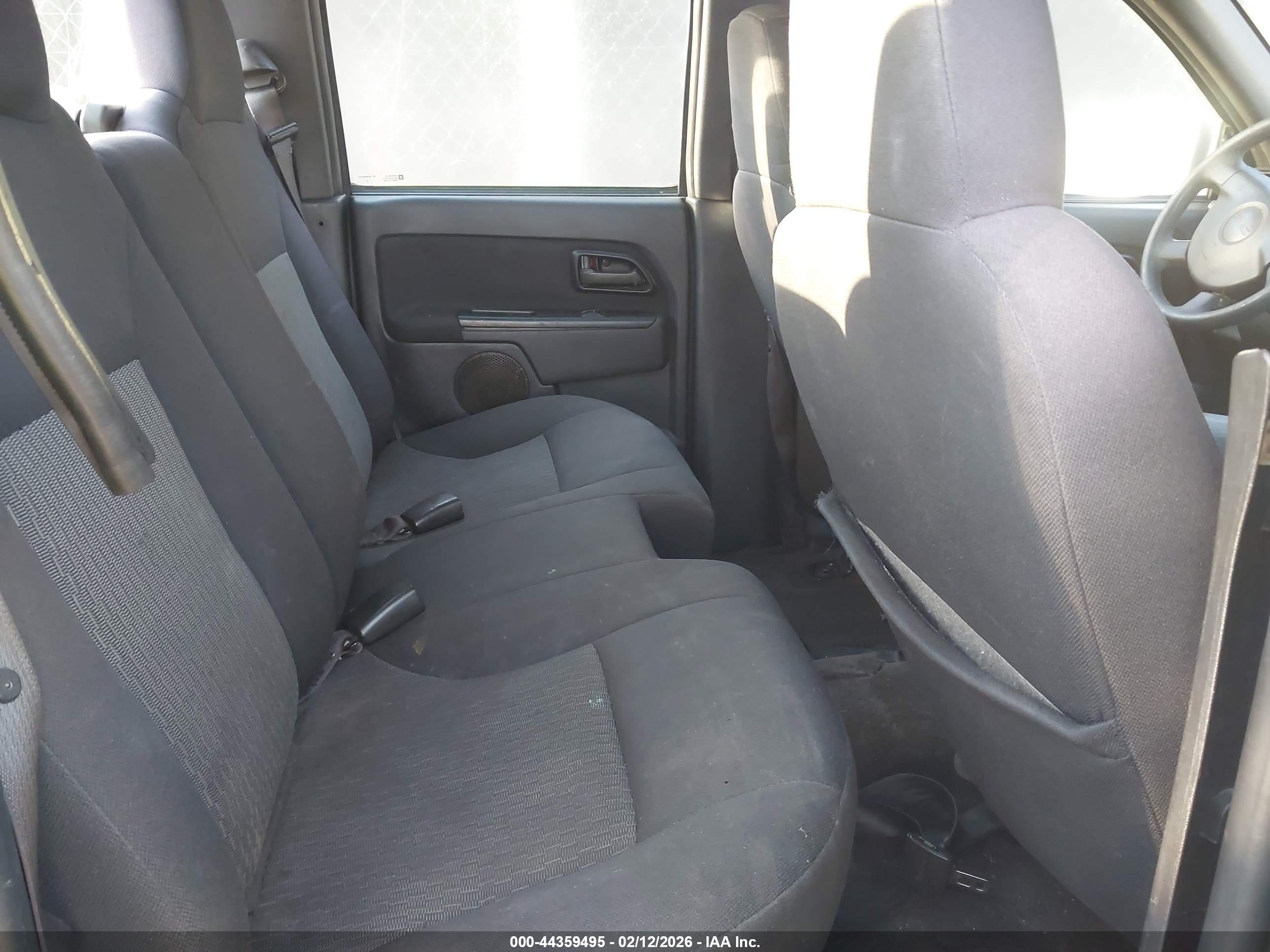 GMC CANYON image 8