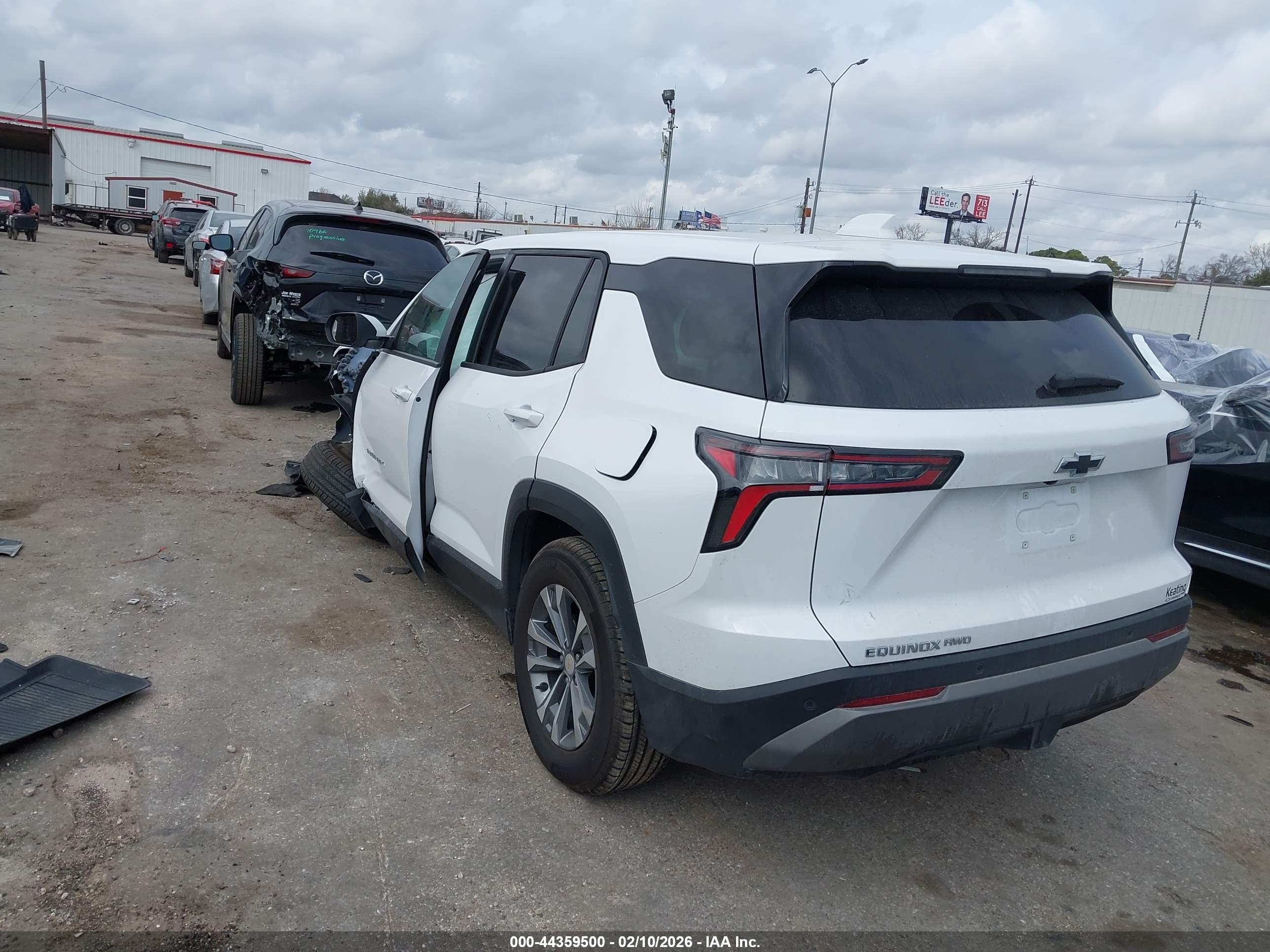 CHEVROLET EQUINOX image 3