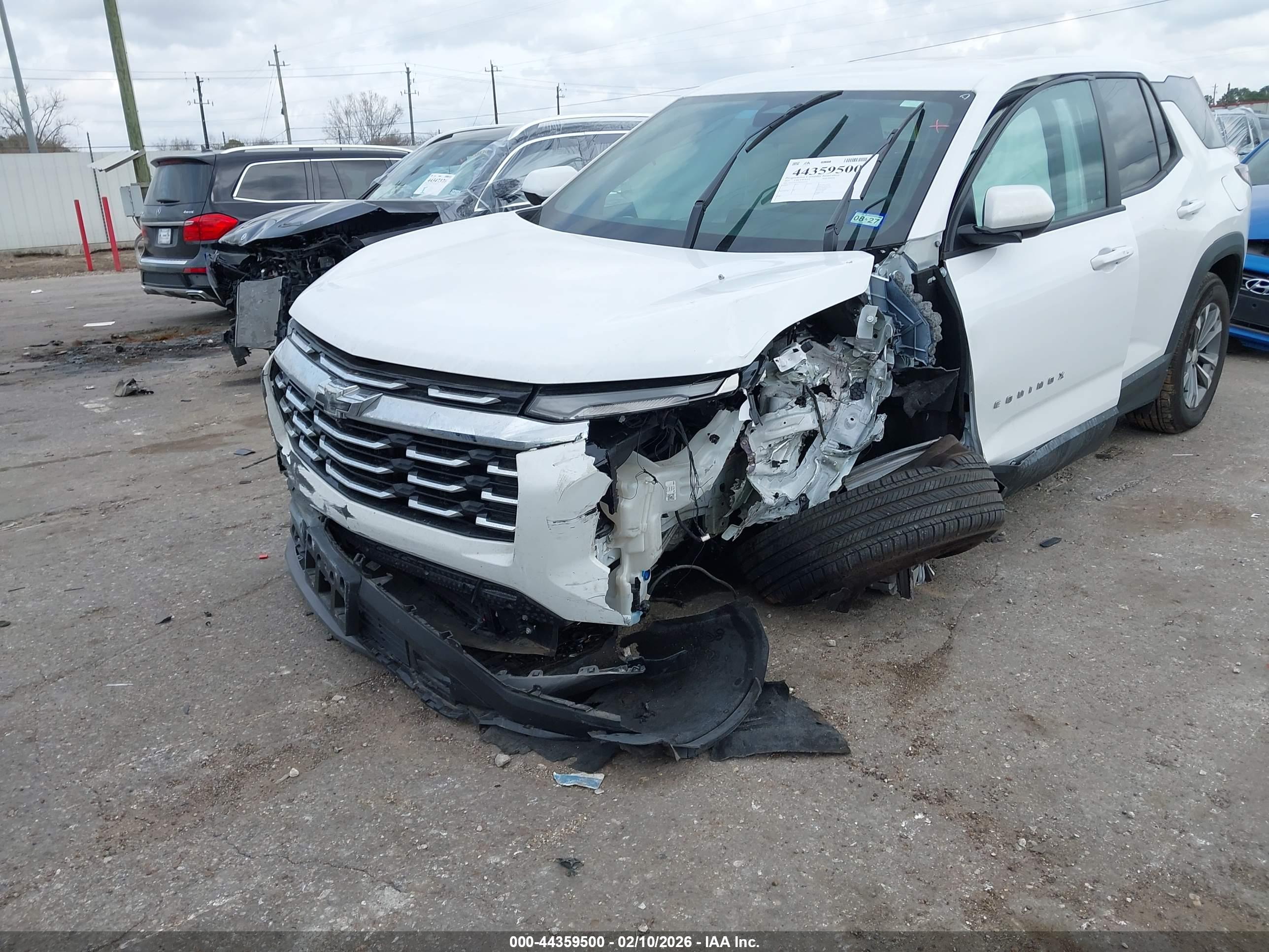 CHEVROLET EQUINOX image 6
