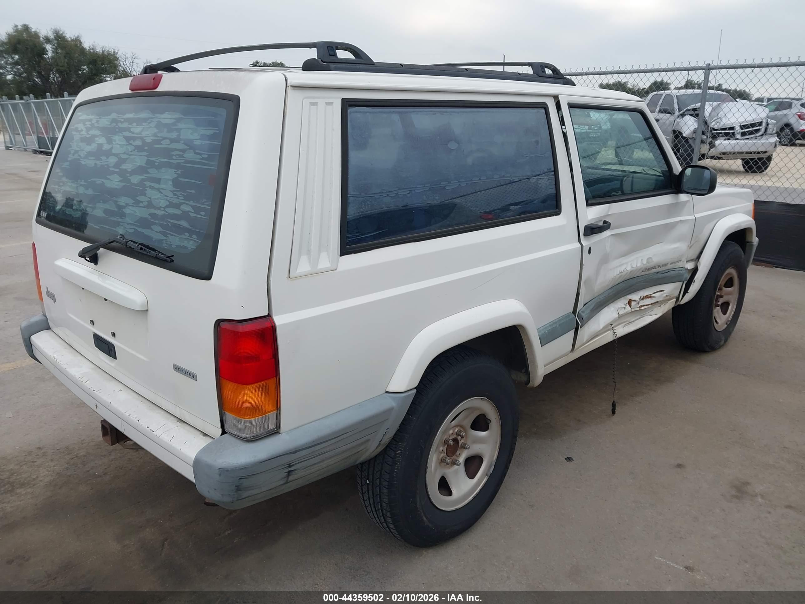 JEEP CHEROKEE image 4