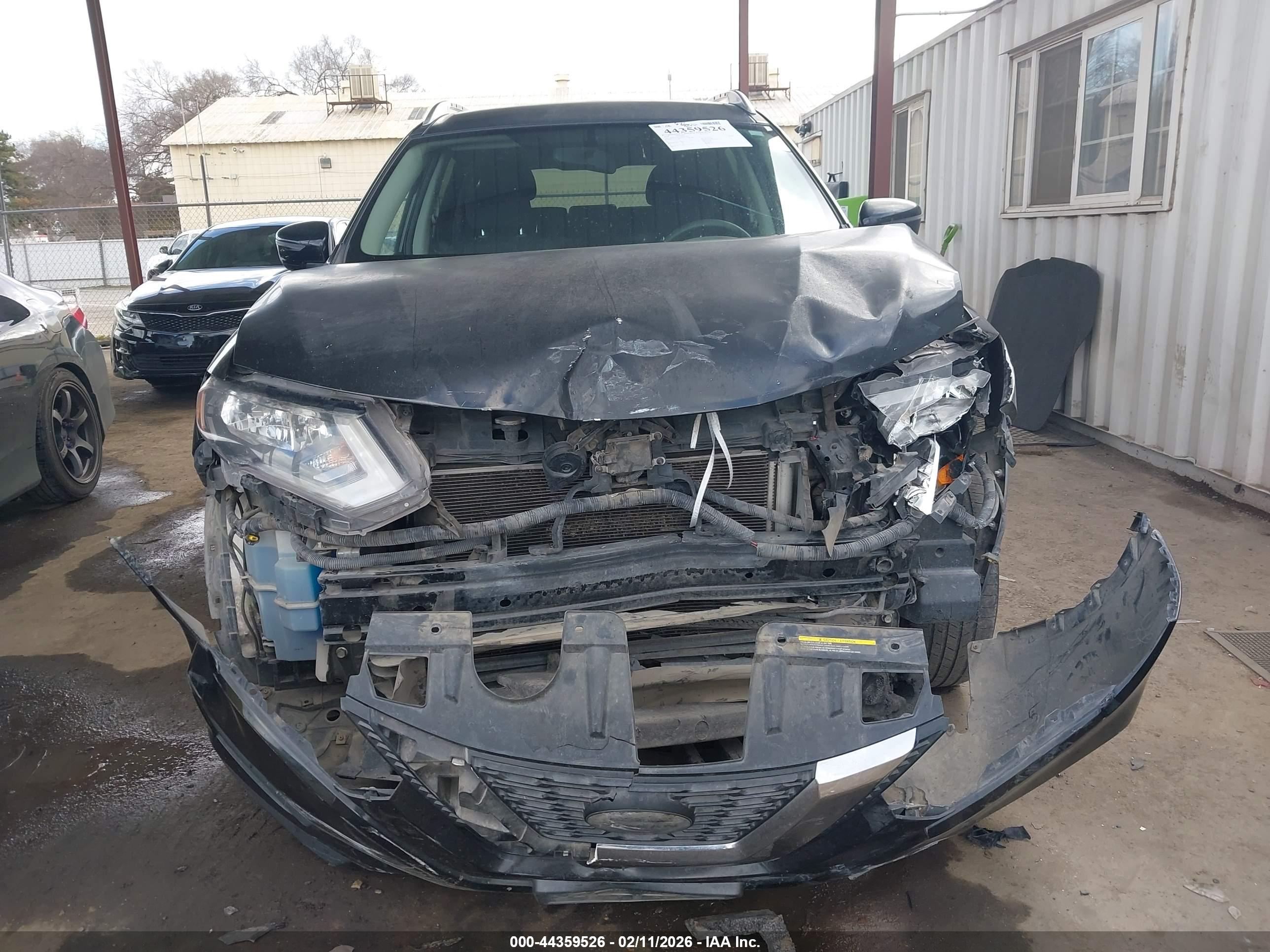 NISSAN ROGUE image 6