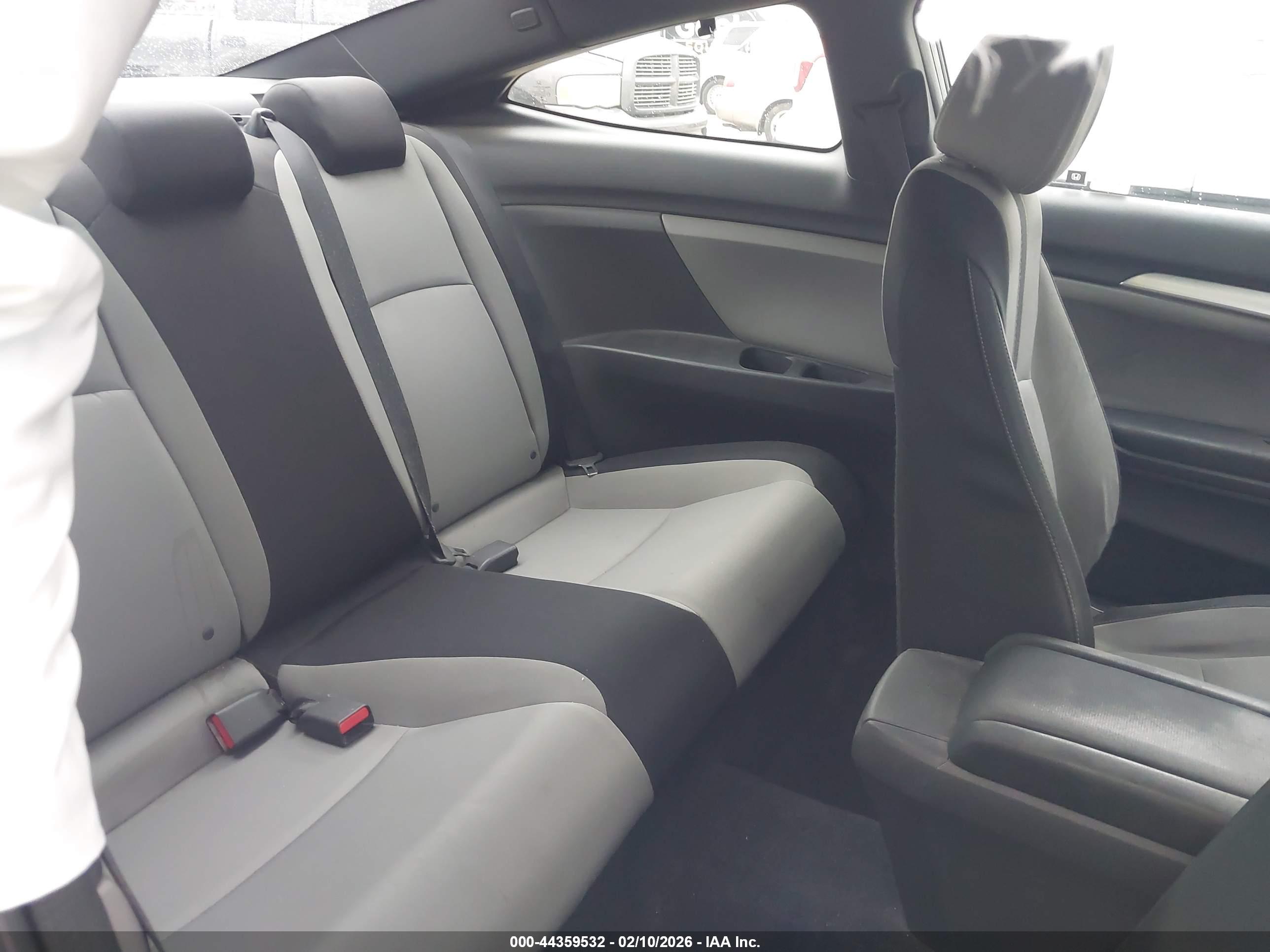 HONDA CIVIC image 8