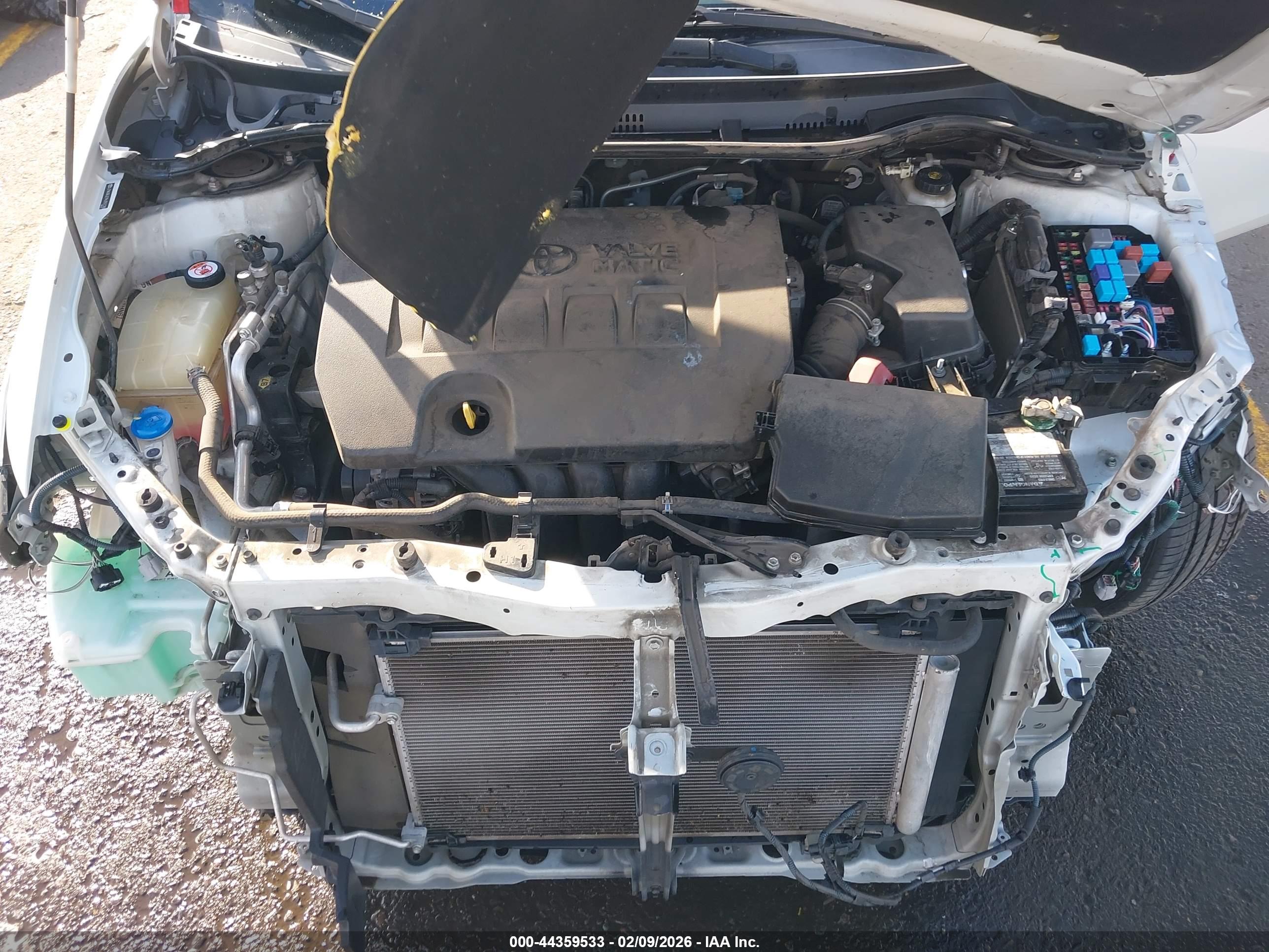 TOYOTA COROLLA image 10