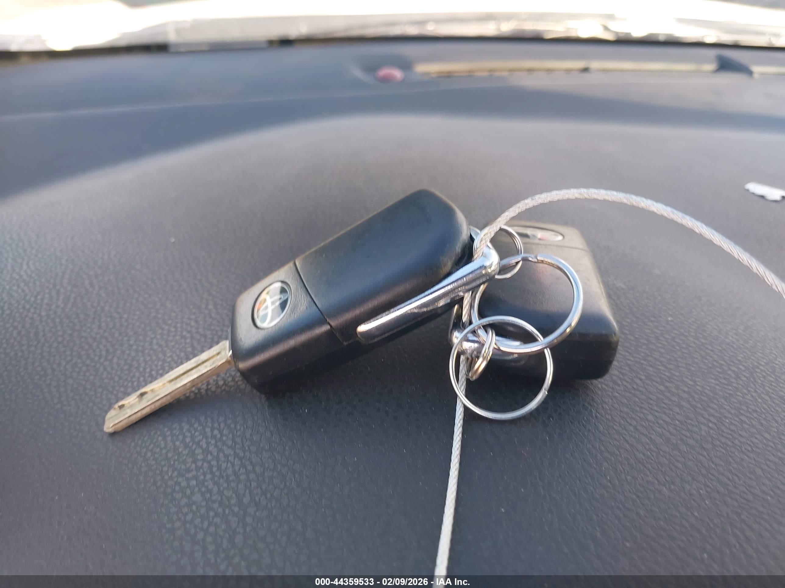 TOYOTA COROLLA image 11