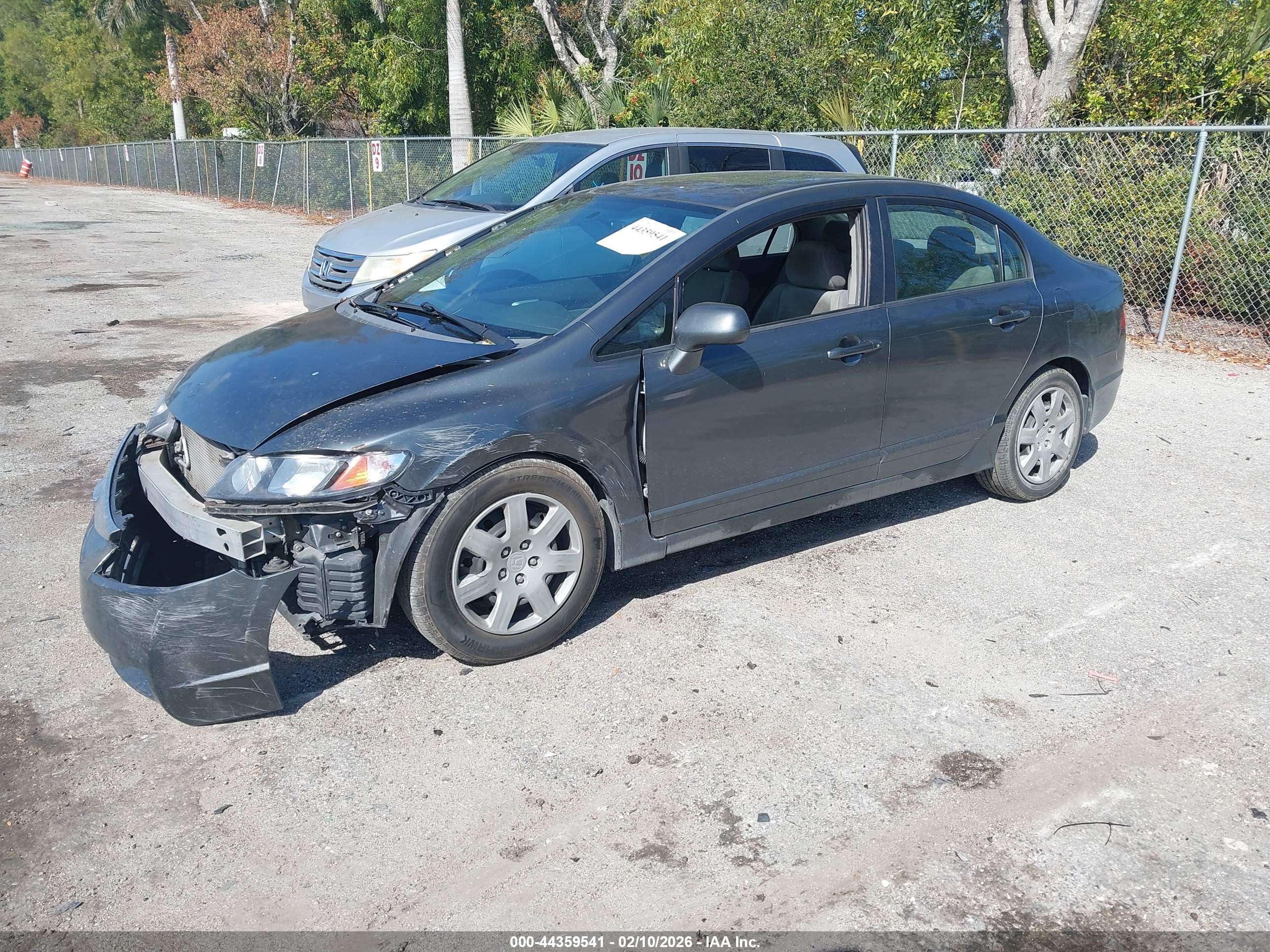HONDA CIVIC image 2
