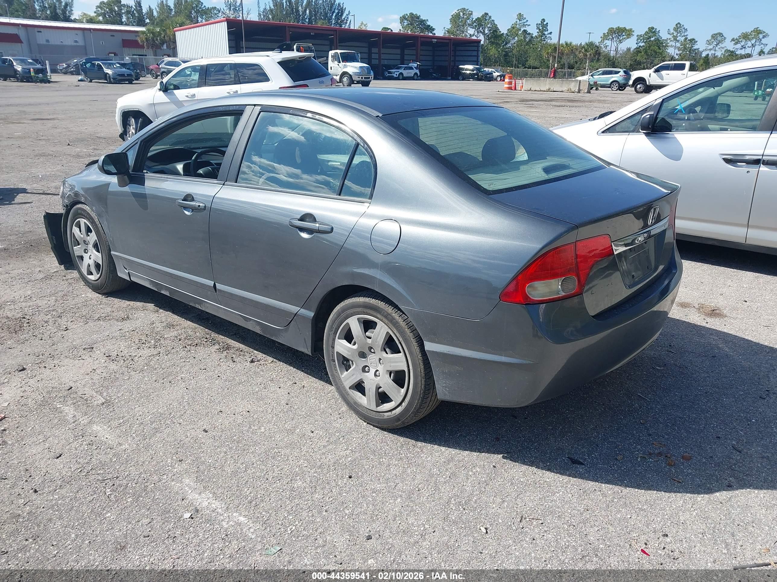 HONDA CIVIC image 3
