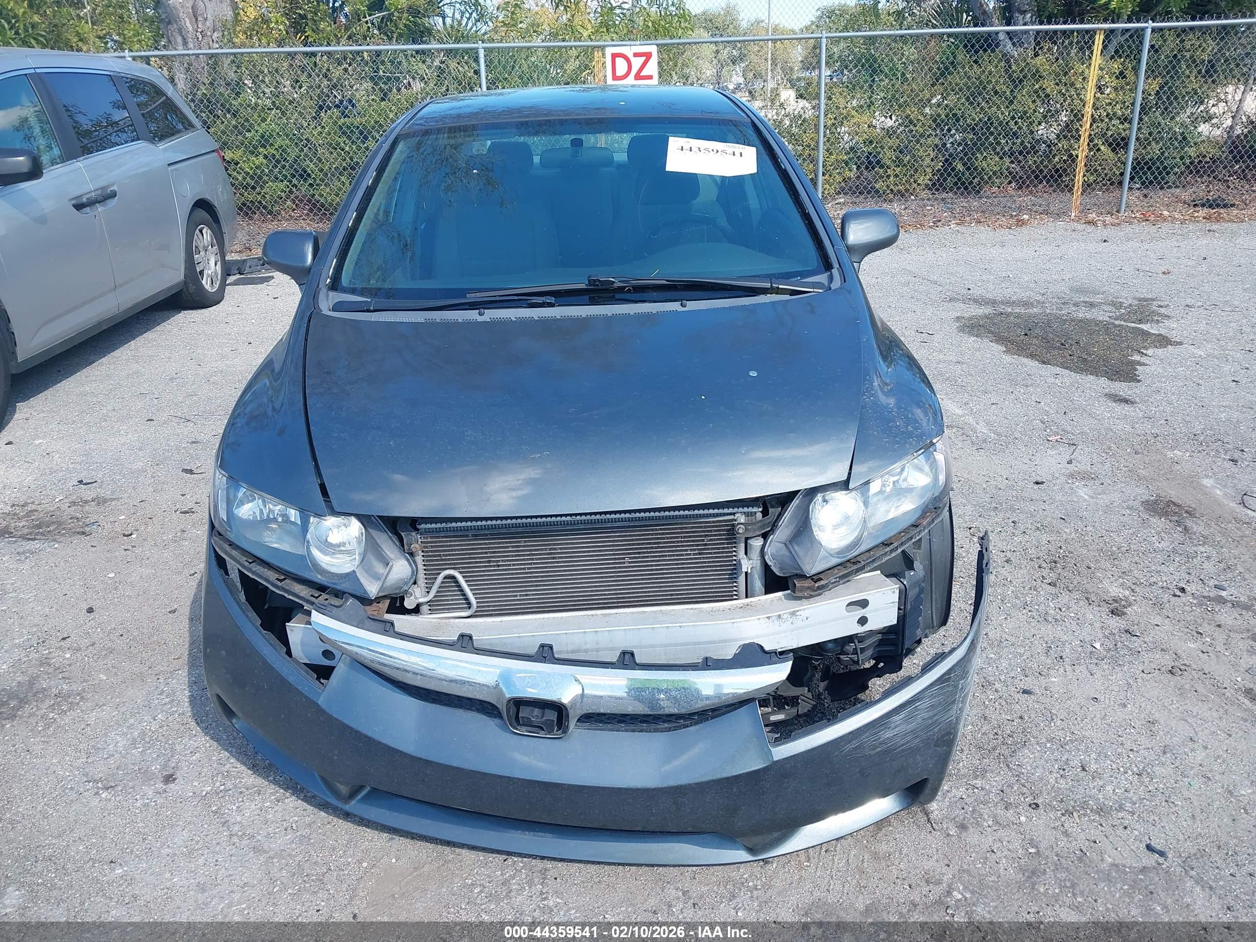 HONDA CIVIC image 6