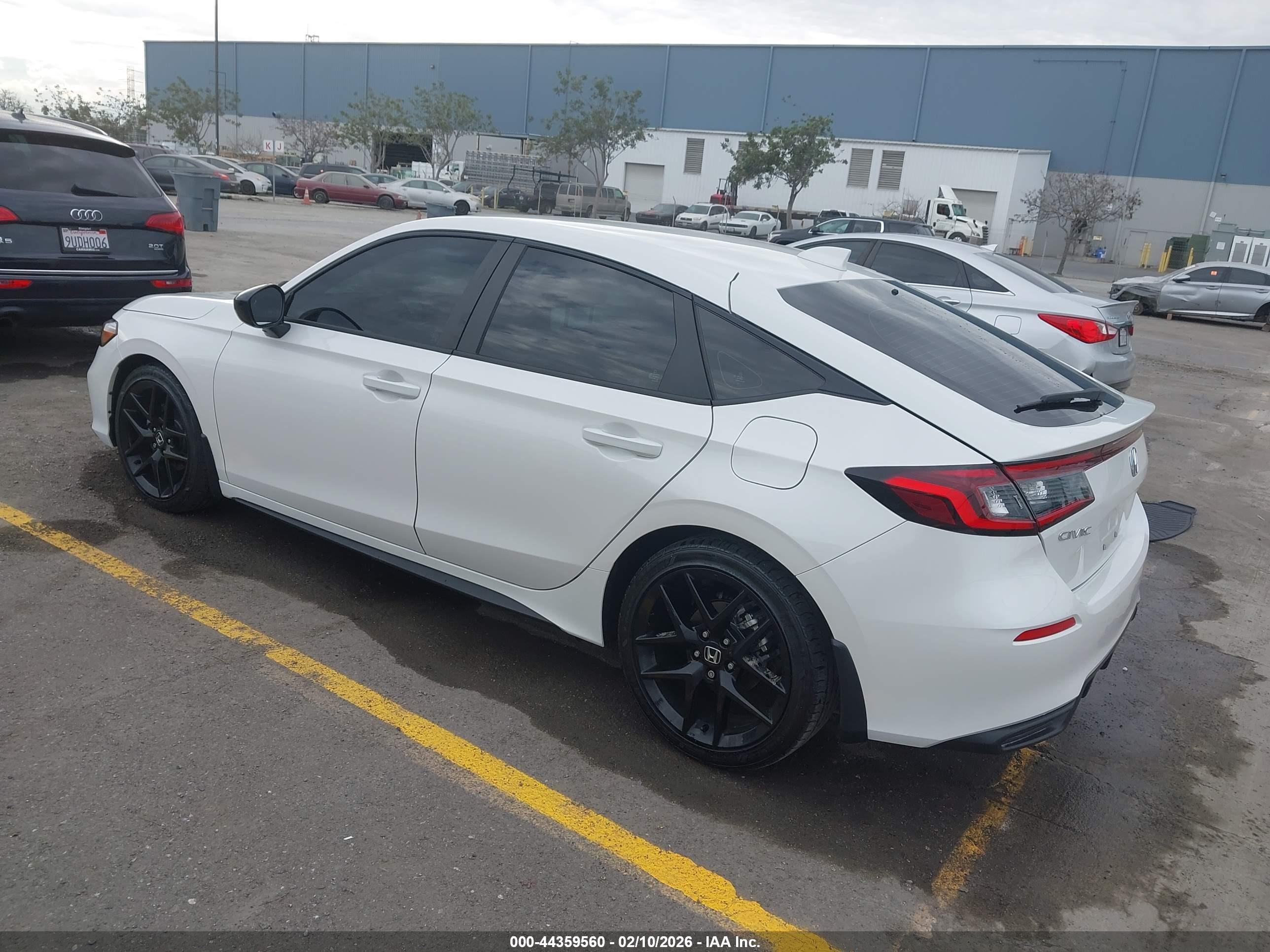HONDA CIVIC image 3