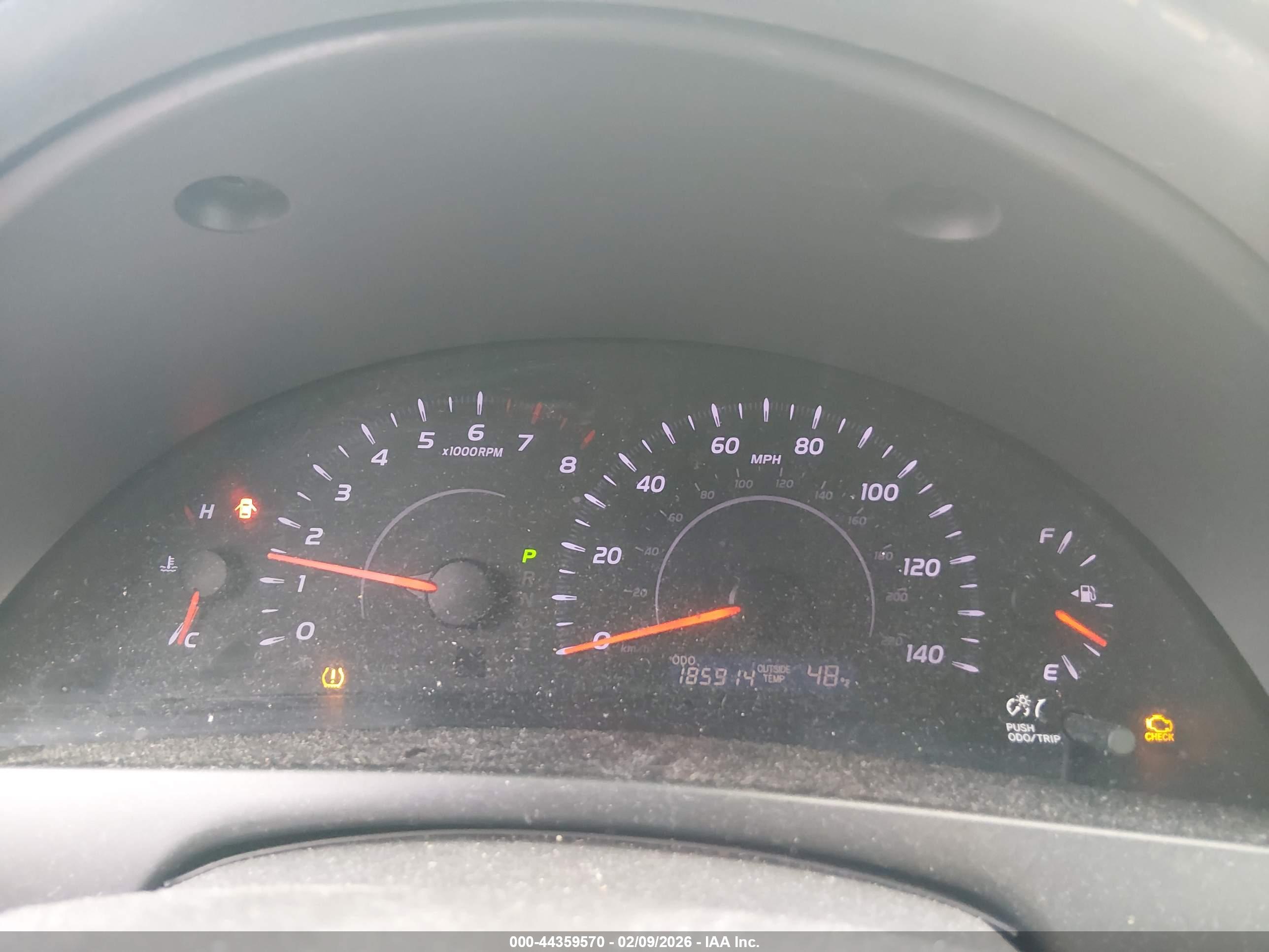 TOYOTA CAMRY image 7