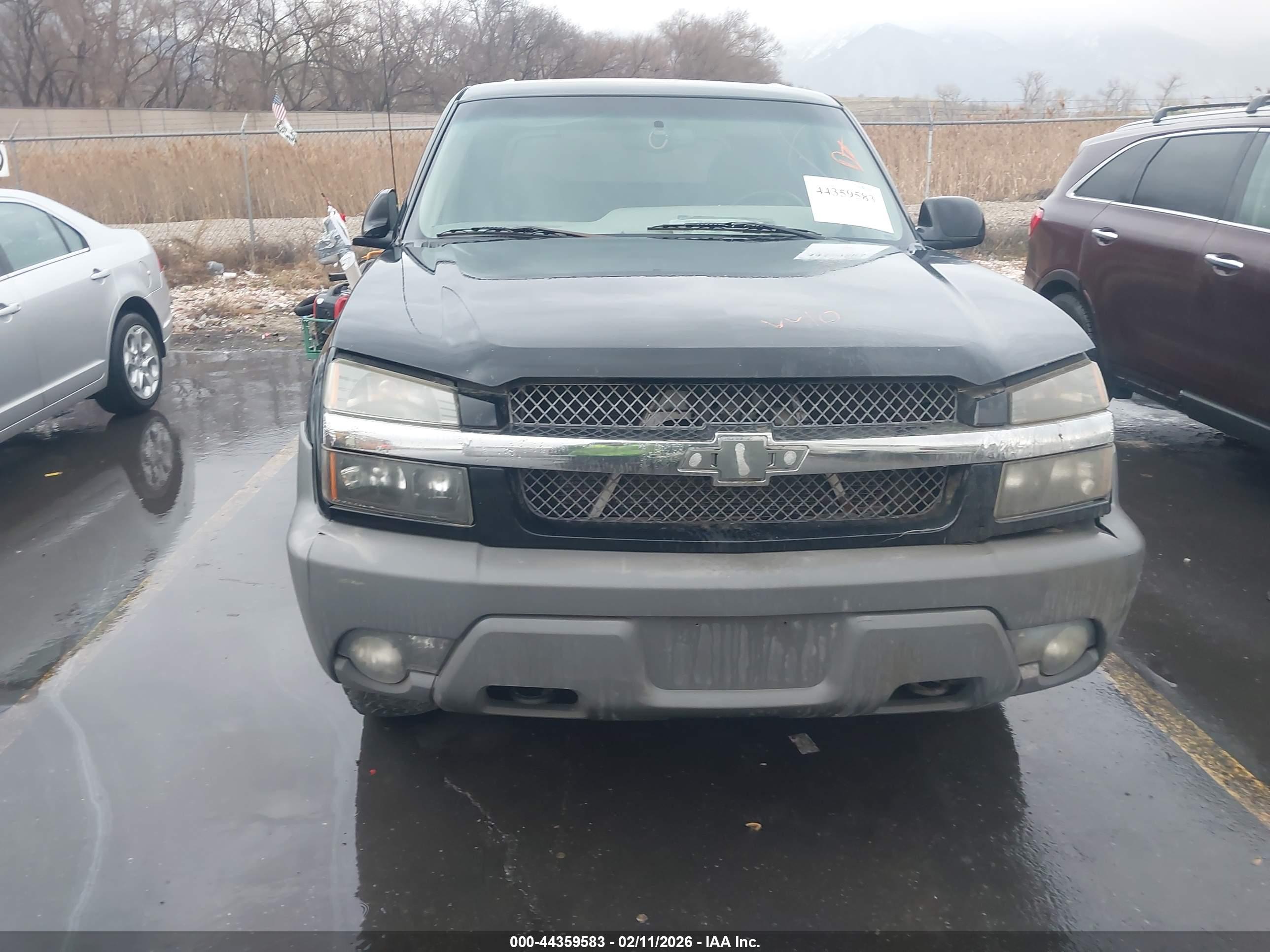 CHEVROLET AVALANCHE image 6