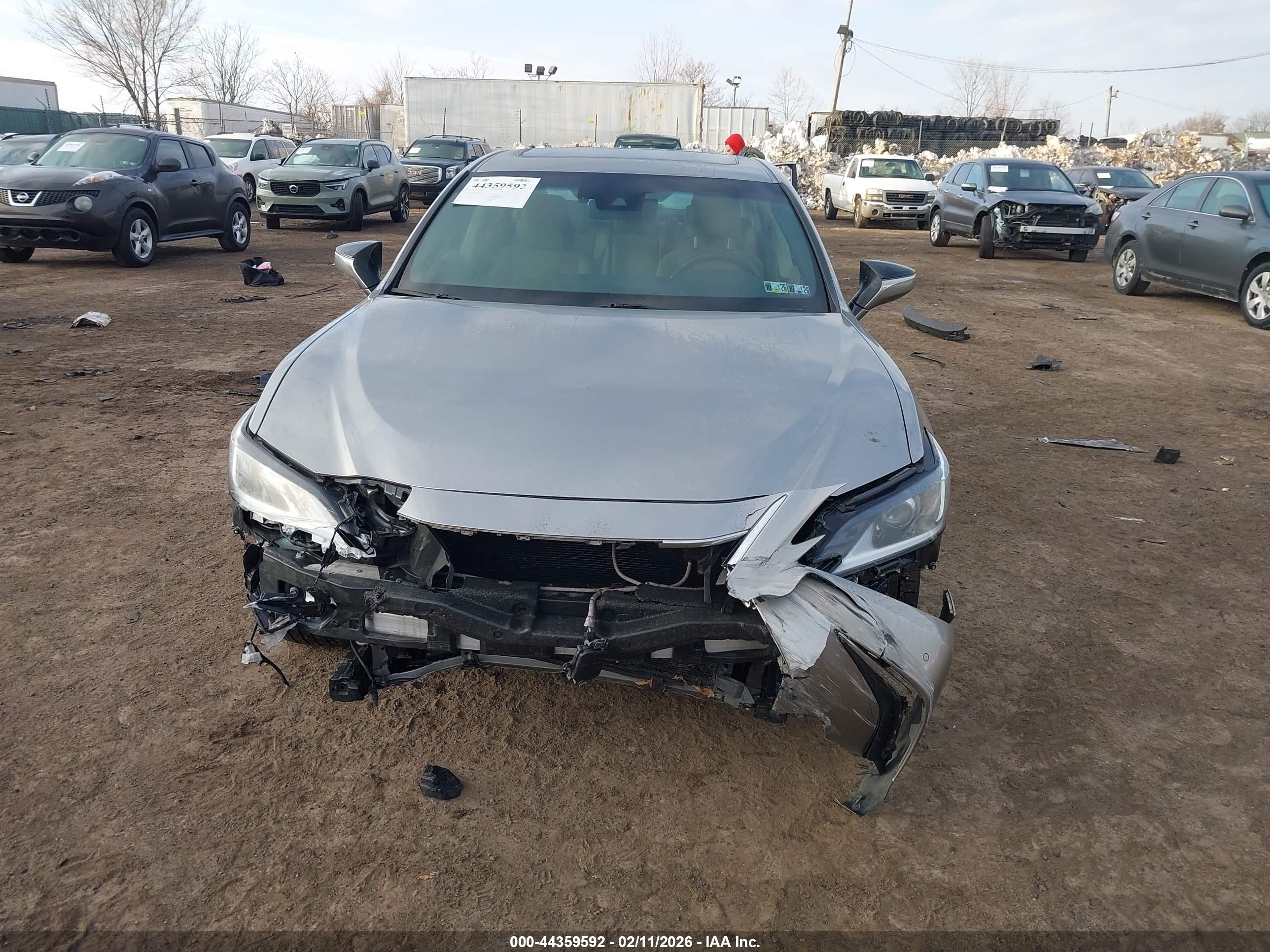 LEXUS ES image 6