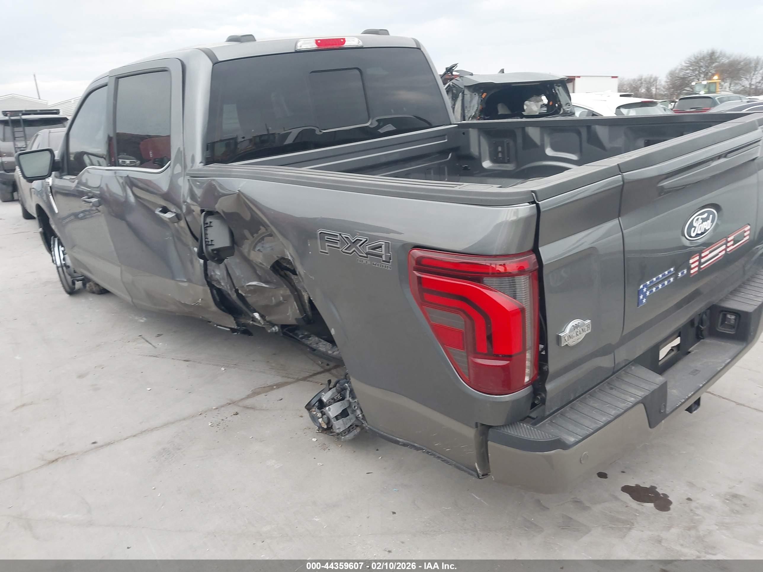 FORD F-150 image 3